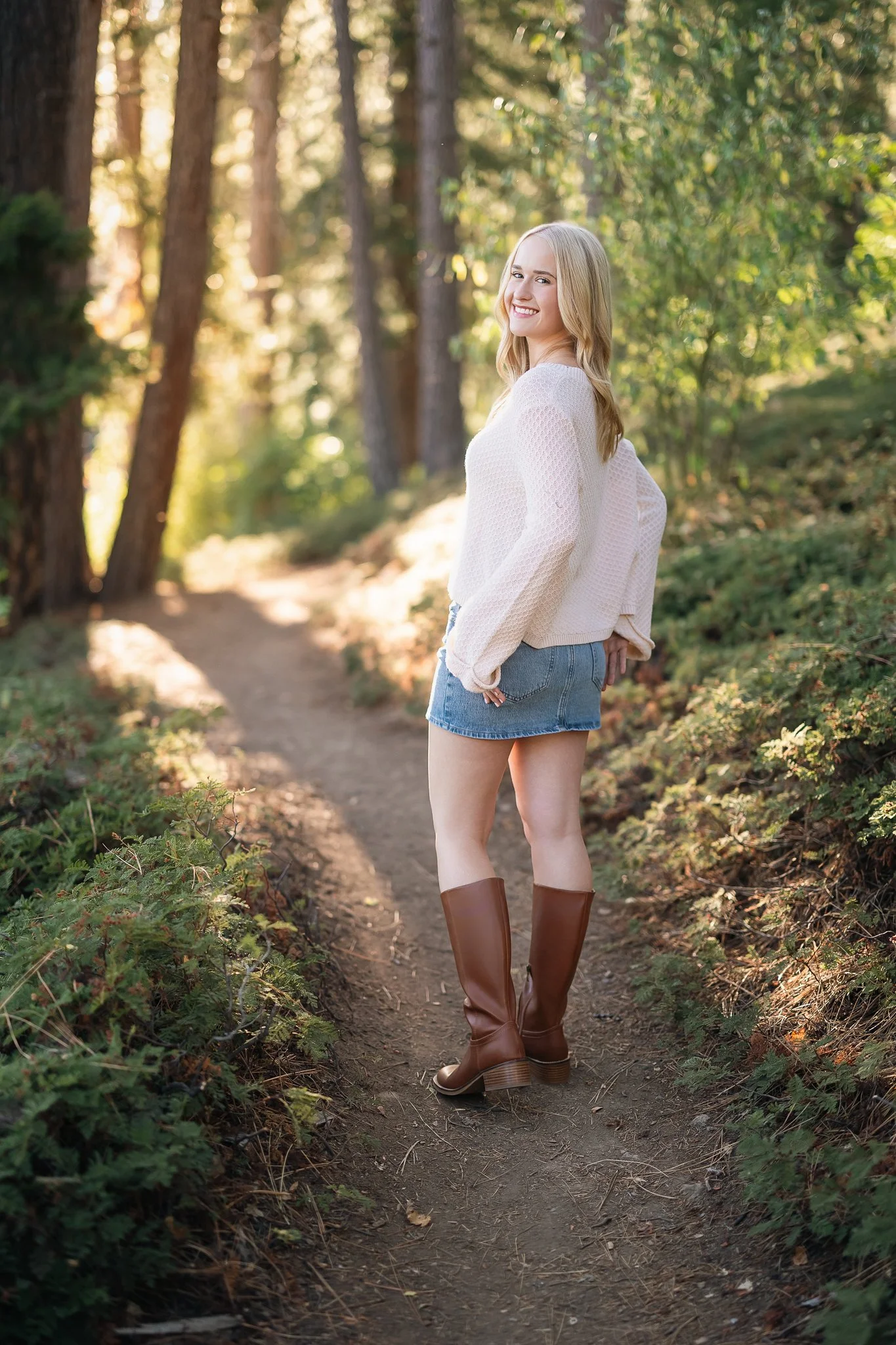 fall-senior-picture-outfit.jpg