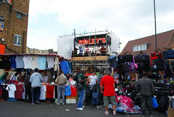 Ridleys-with-market_670.jpg