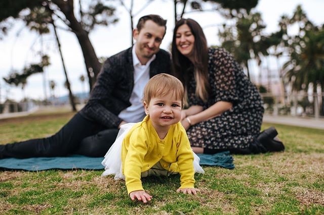 This beautiful family just celebrated the one year old milestone! Happy birthday to you sweet girl, you definitely brightened up my life with your smile. #losangelesphotography #losangelesphotographer #familyphotographer #naturallightphotography #fam