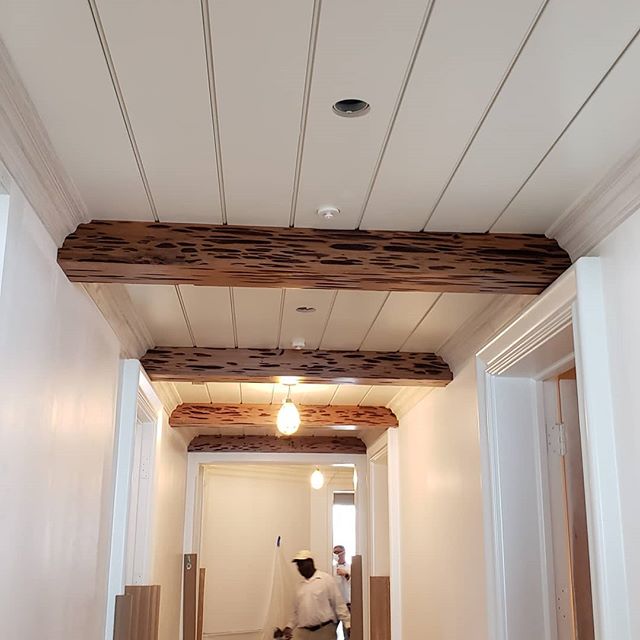 I didn't get a whole lot of photos at this job in #naples. We are just finishing up a study as well as installing the ceiling boards
#wormycypress #wormycypressceiling #woodceilings