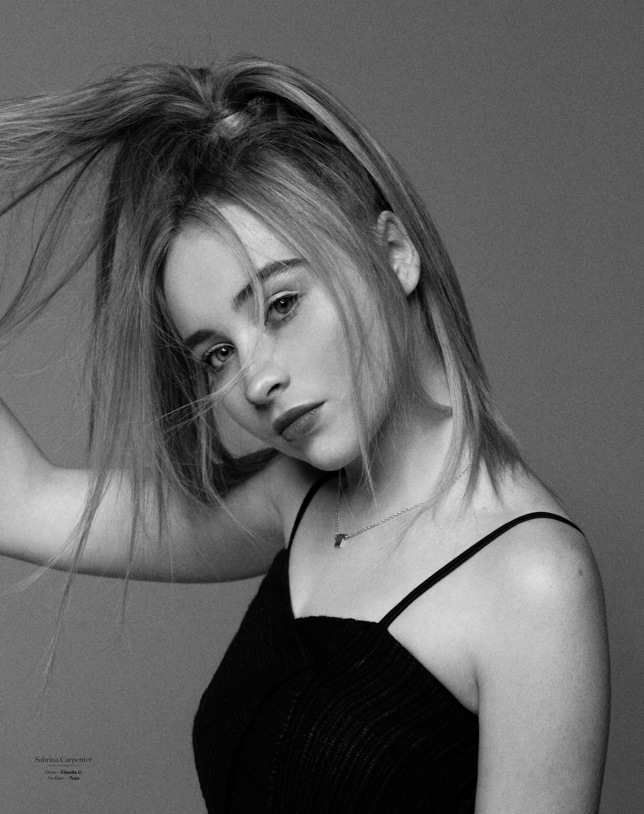 Sabrina-Carpenter-7.jpg