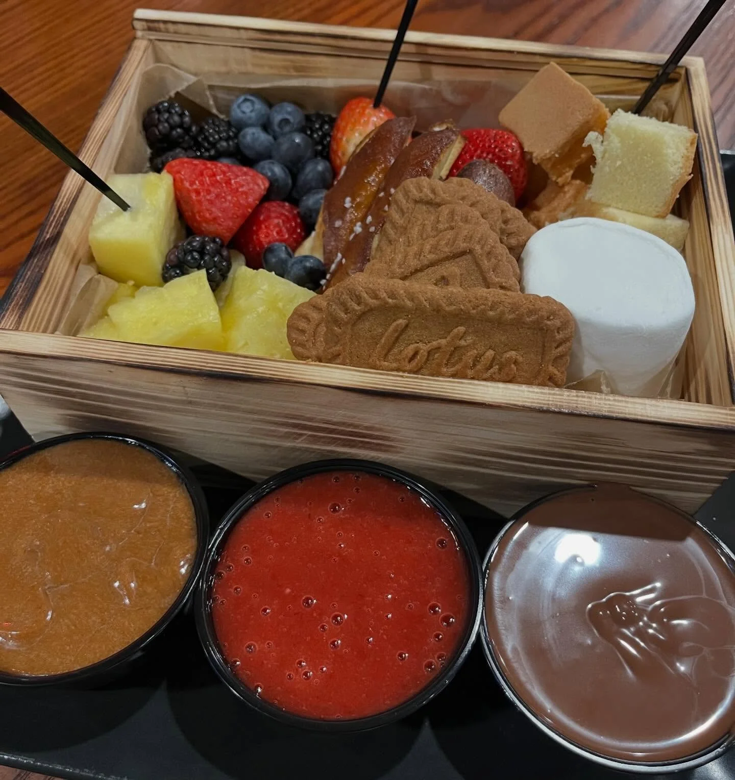Make us your first or last stop on Valentine&rsquo;s Day. Special dessert fondue box with all kinds of goodies to be dipped in a Nutella, Biscoff Cookie, and fresh berry sauces. Good for two (or more) people. DJ Andrea will be spinning at 9pm, no cov