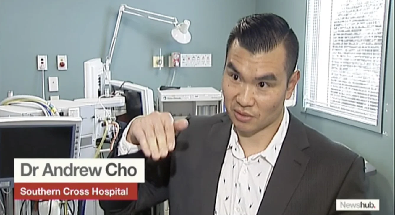 Drs Hall and Cho use robotic technology to remove a throat tumour in another NZ first