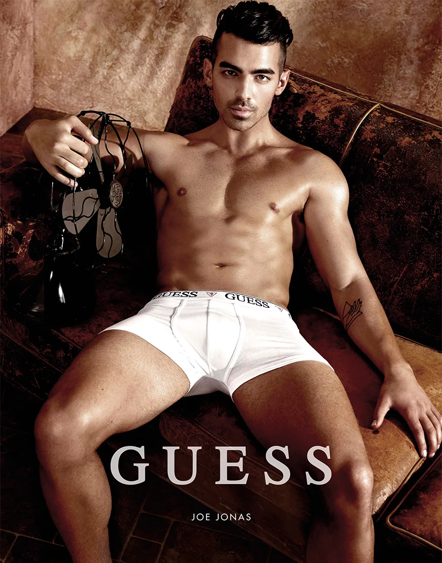 Guess_Underwear_SS17_11.jpg
