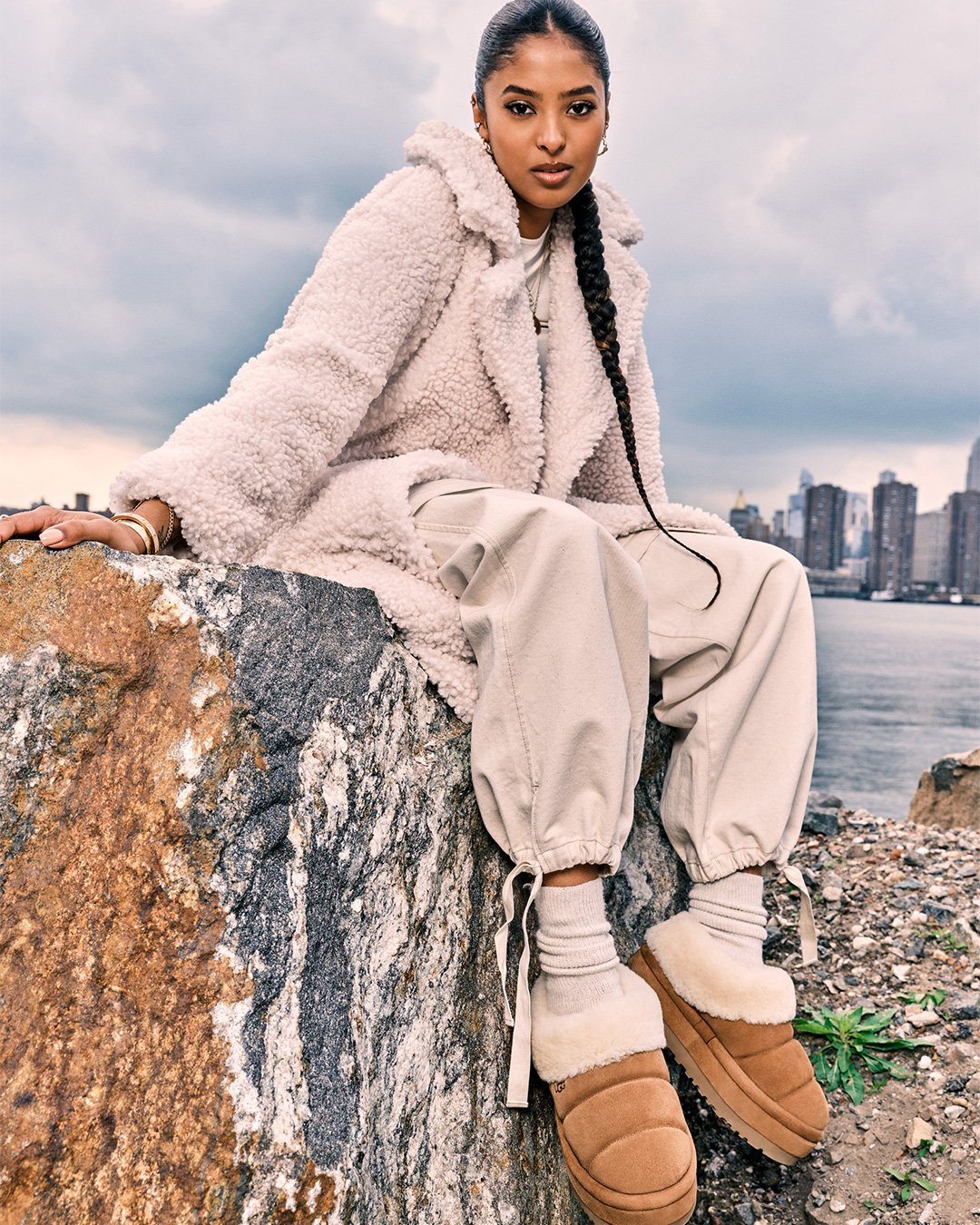 KimNabozny_UGG_Fall2023_02.jpg