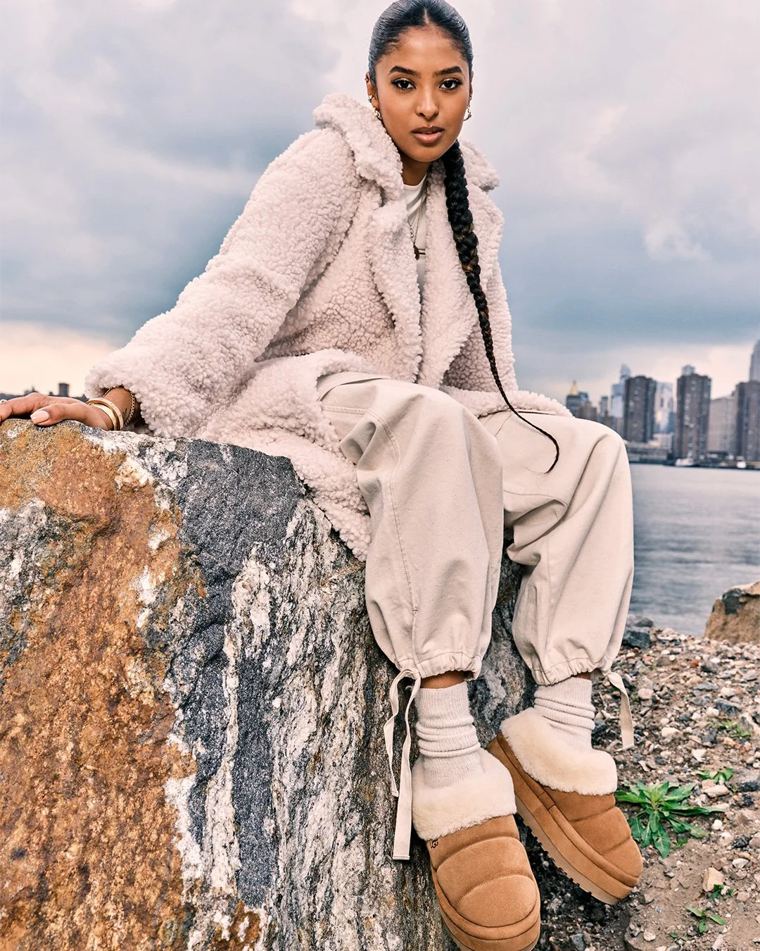 KimNabozny_UGG_Fall2023_02.jpg
