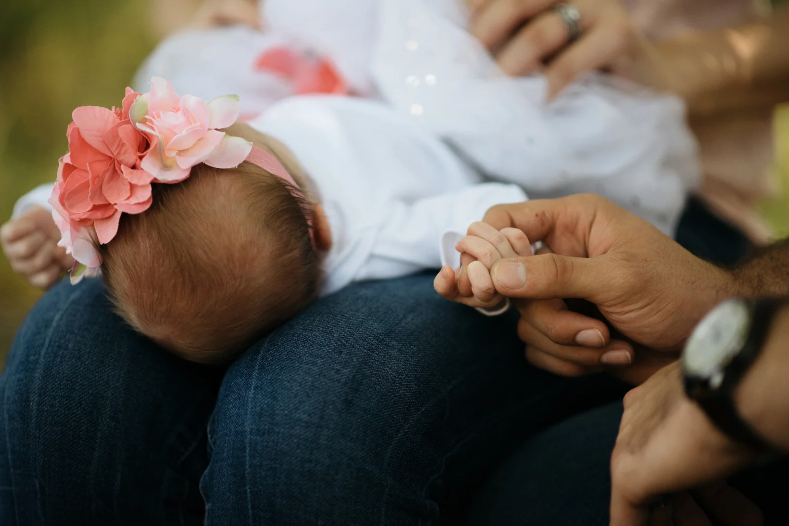 daddy holding hand