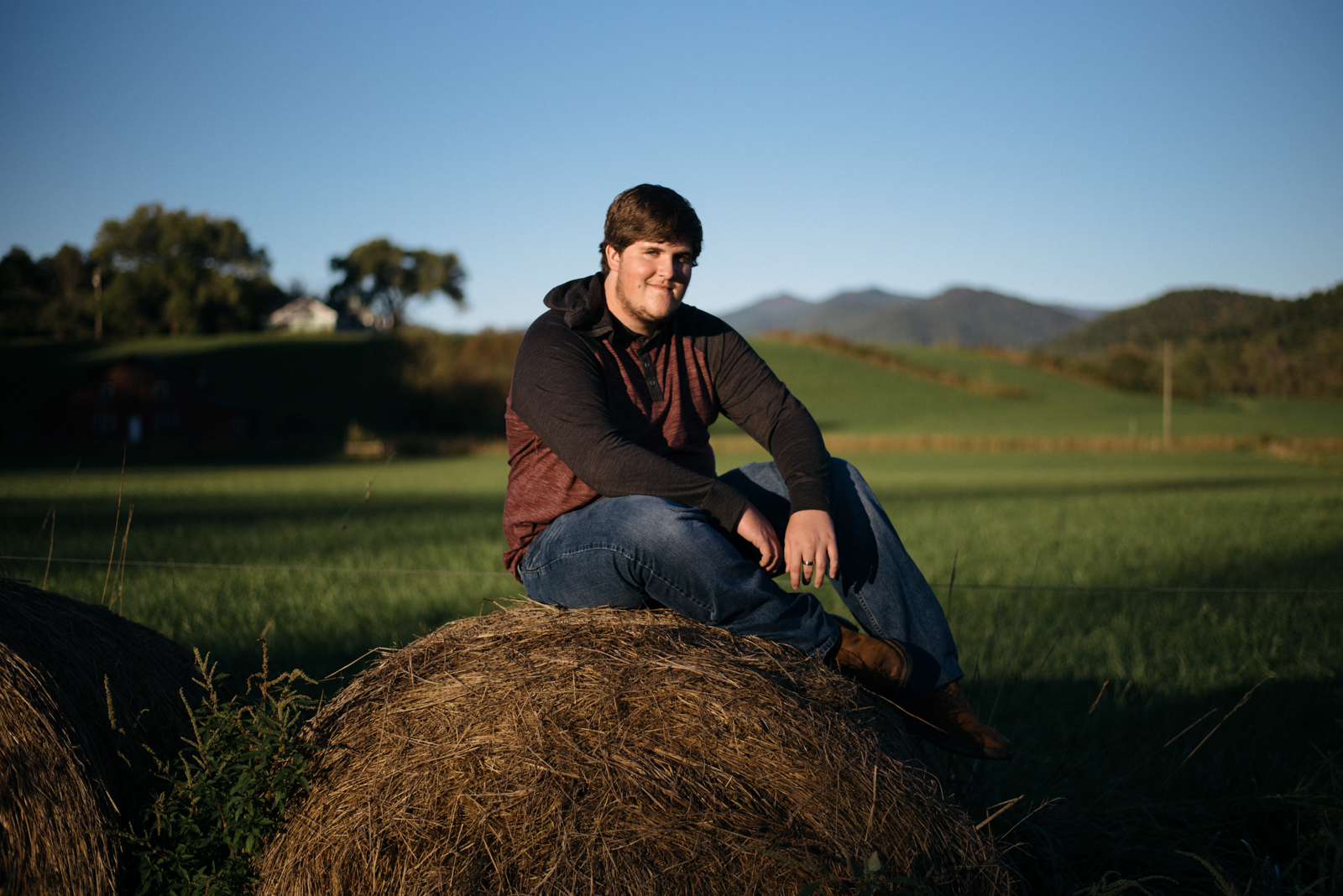 senior portrait in field