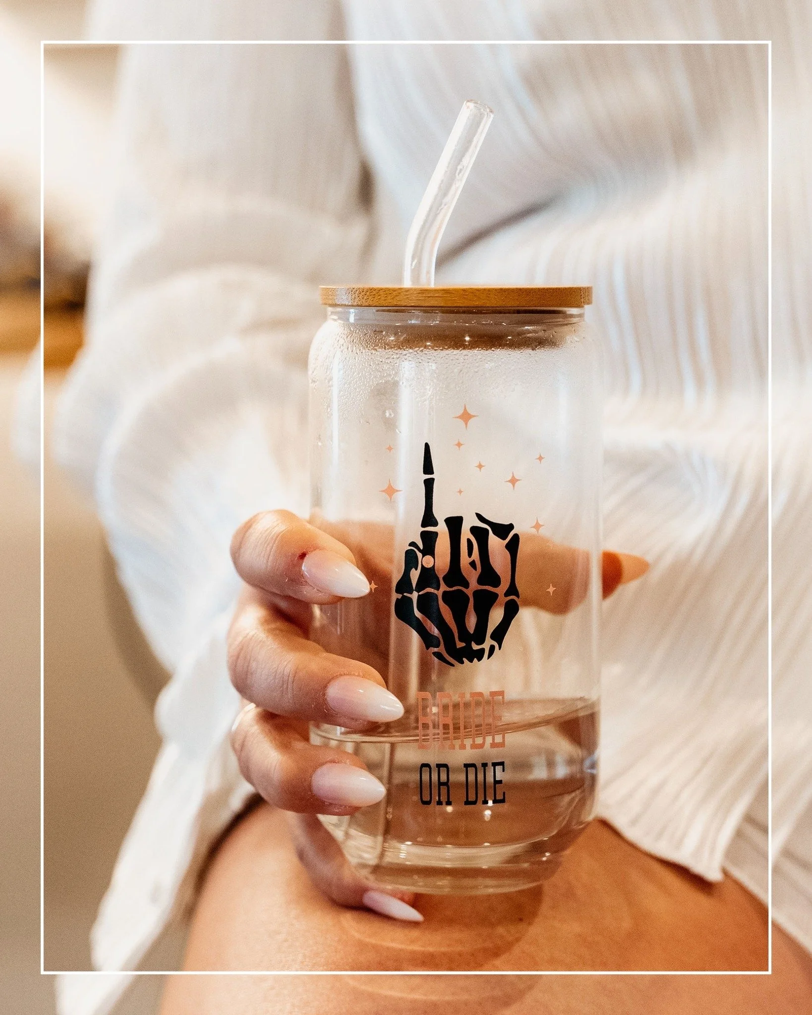 "You are on purpose, It matters so much that you really know this."
~words from Lori Hetteen's Stacks of Kindnesses. @lorihetteen ❤️

Got myself a glass sippy to enter my &lsquo;drink more water&rsquo; era&hellip; and suddenly I&rsquo;m the