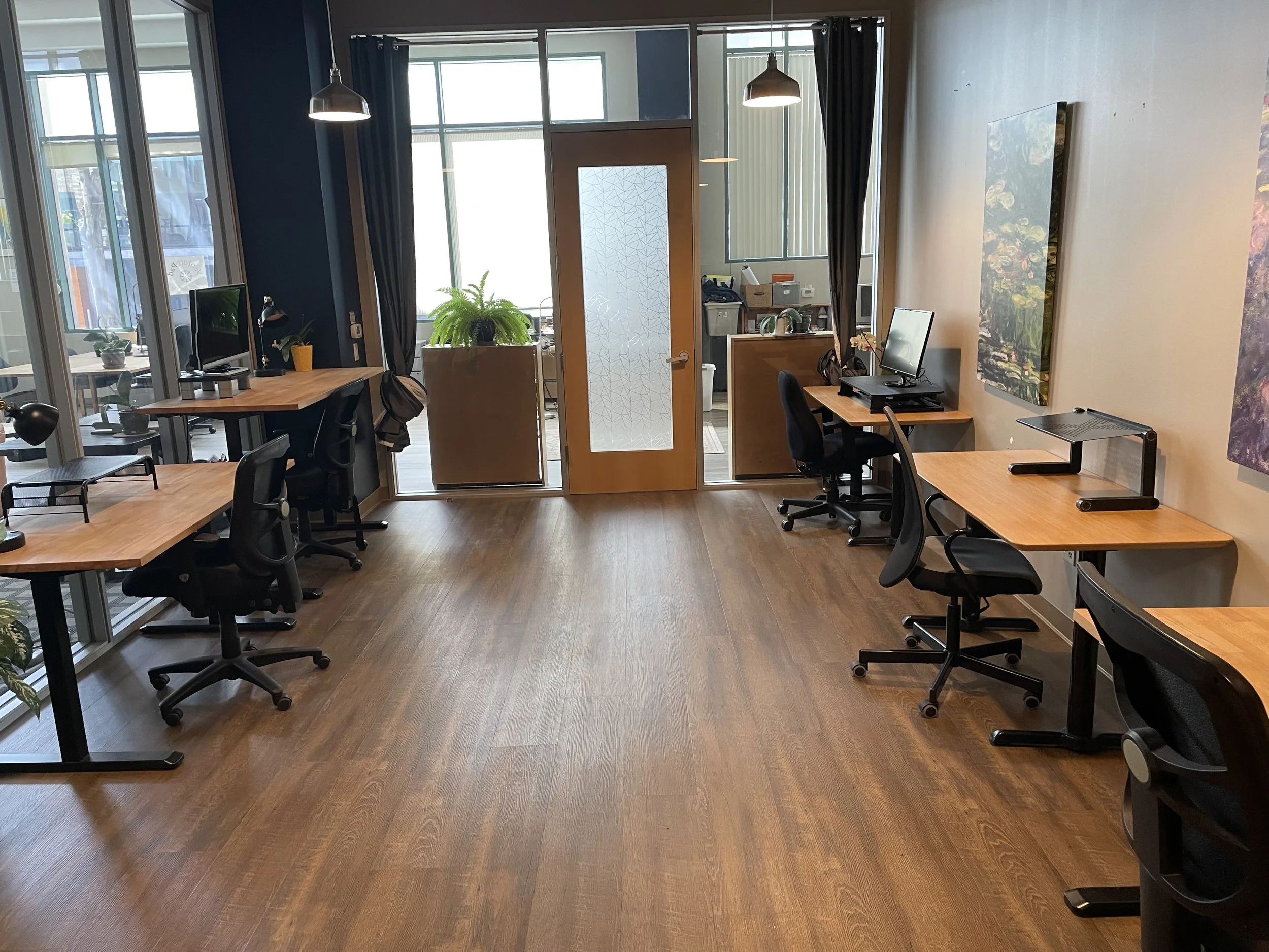 Team Suite (2-5) - Table Layout