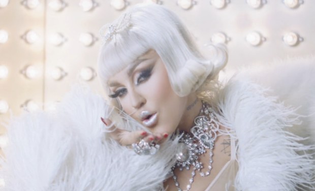 brooke-candy-happy-days-music-video-1.jpg