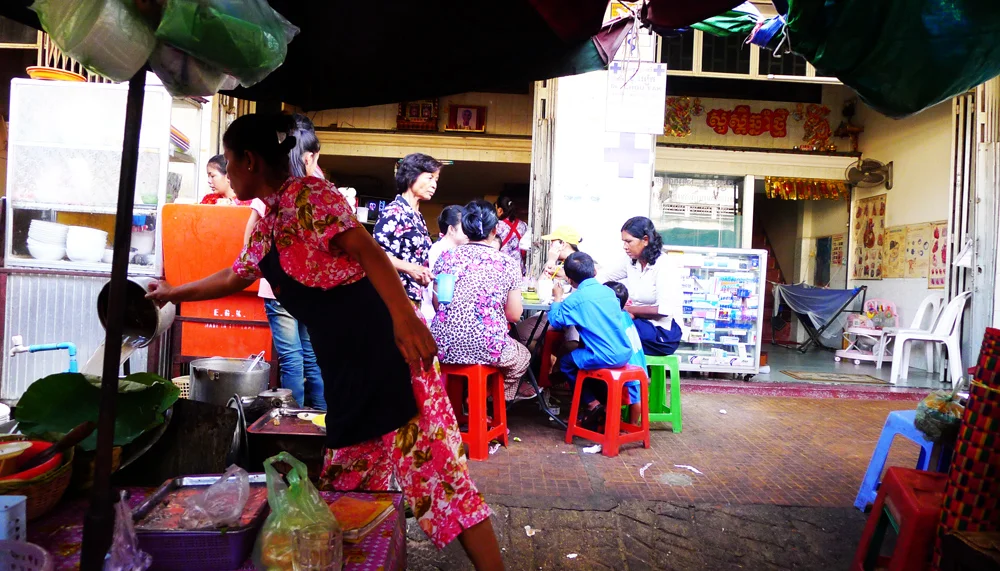 Breakfast, Pnomh Penh, Cambodia 2013