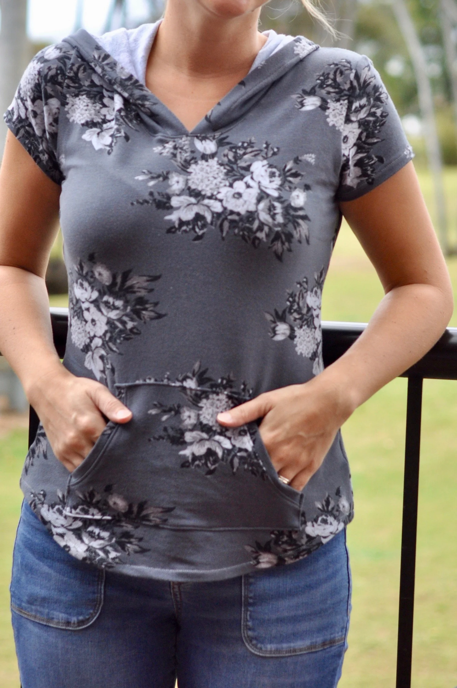 Jalie hooded tee