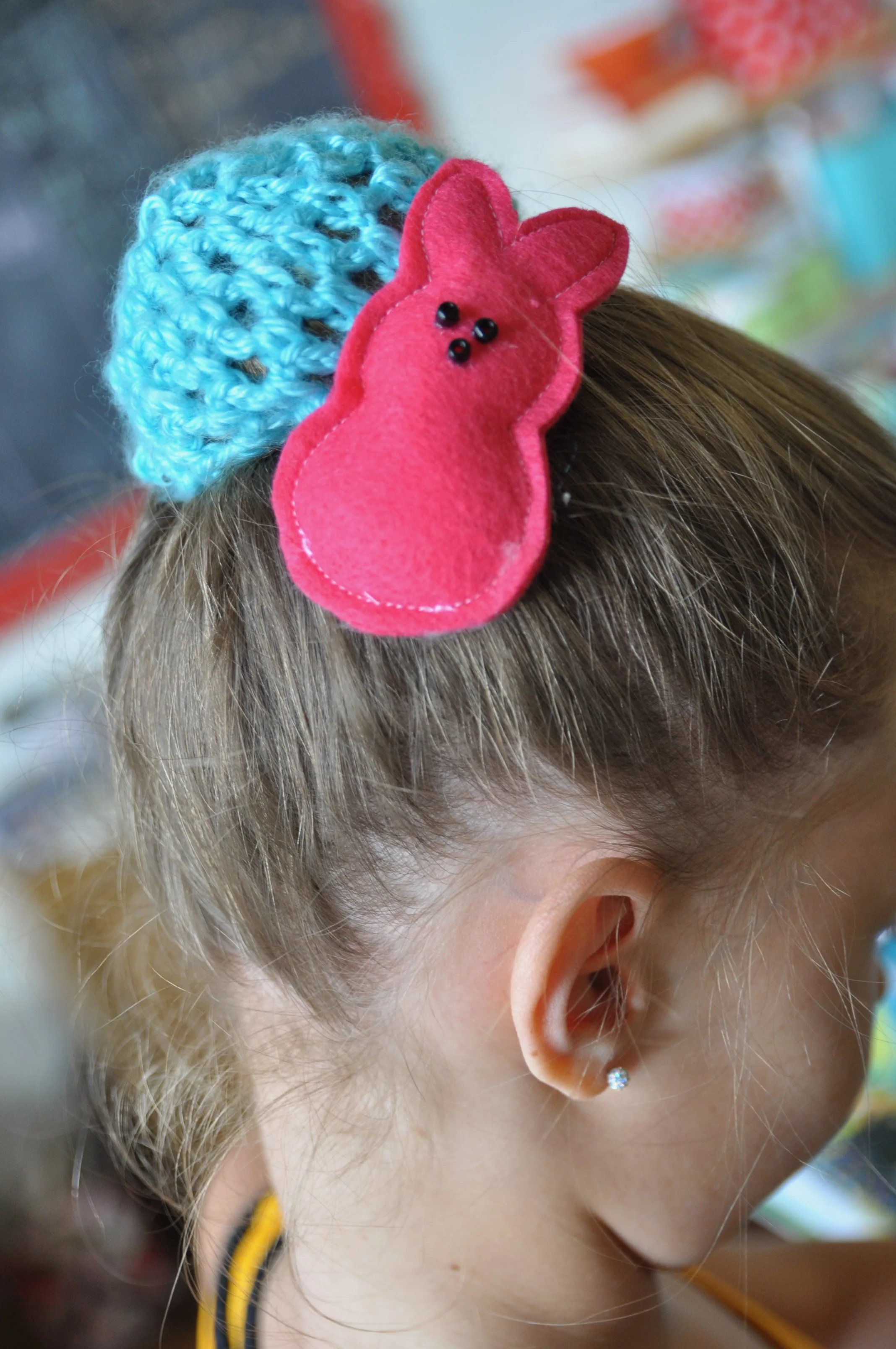 Peeps hair clips