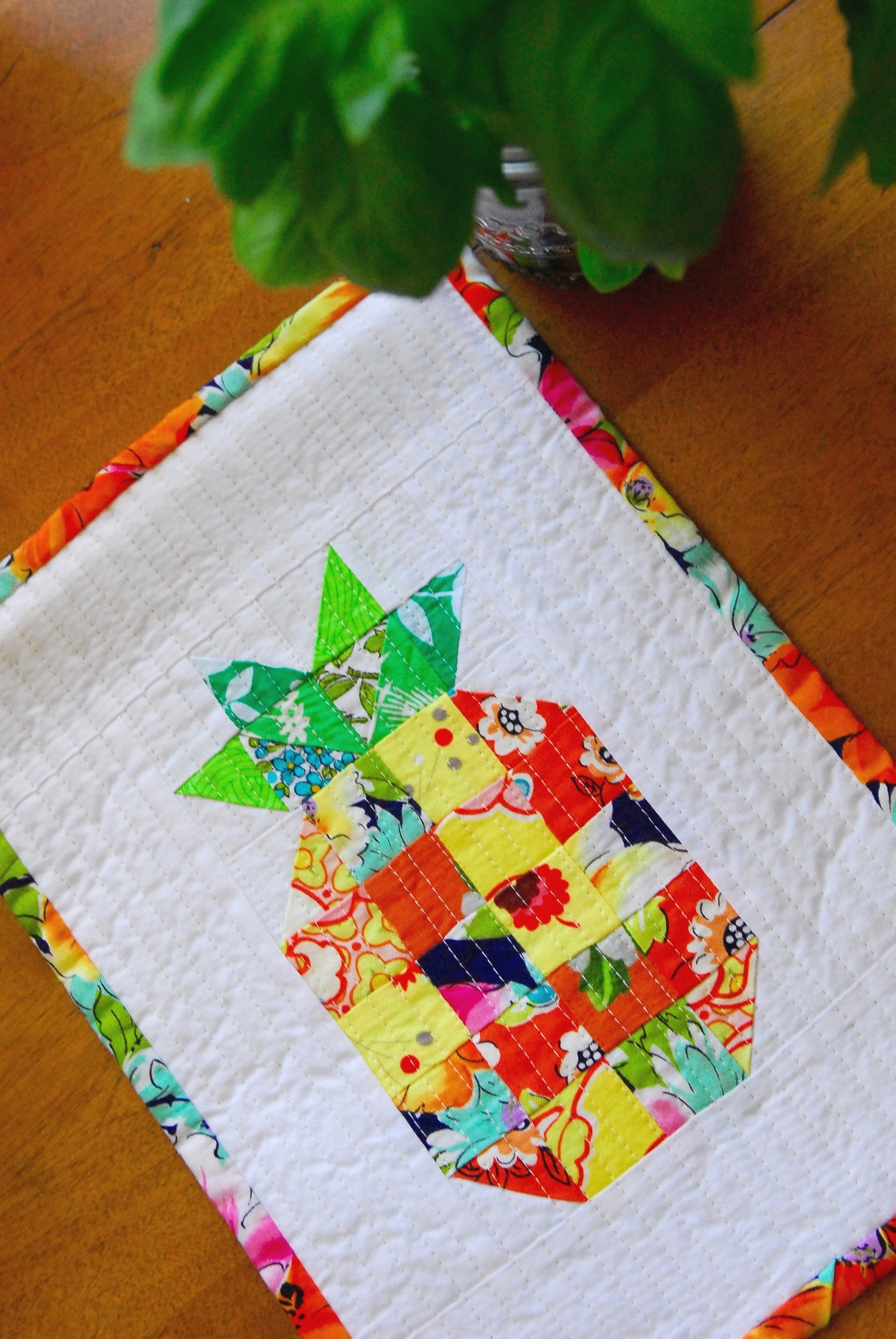 10 Pineapple Quilt and Quilt Blocks Patterns (and some are even FREE ...