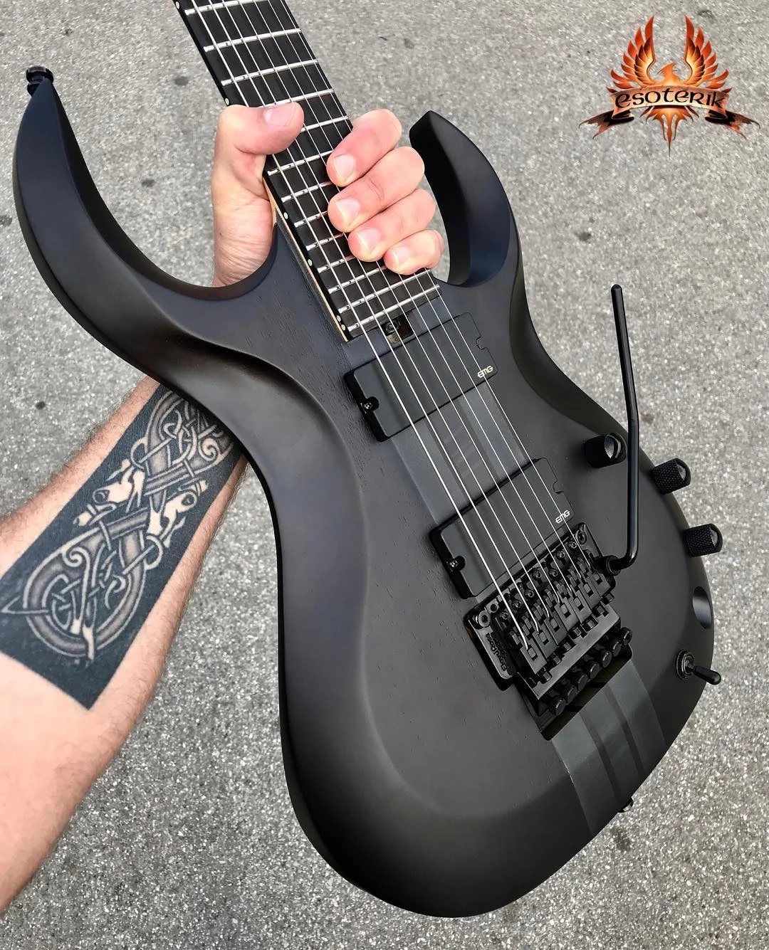 DR2-7string.jpg
