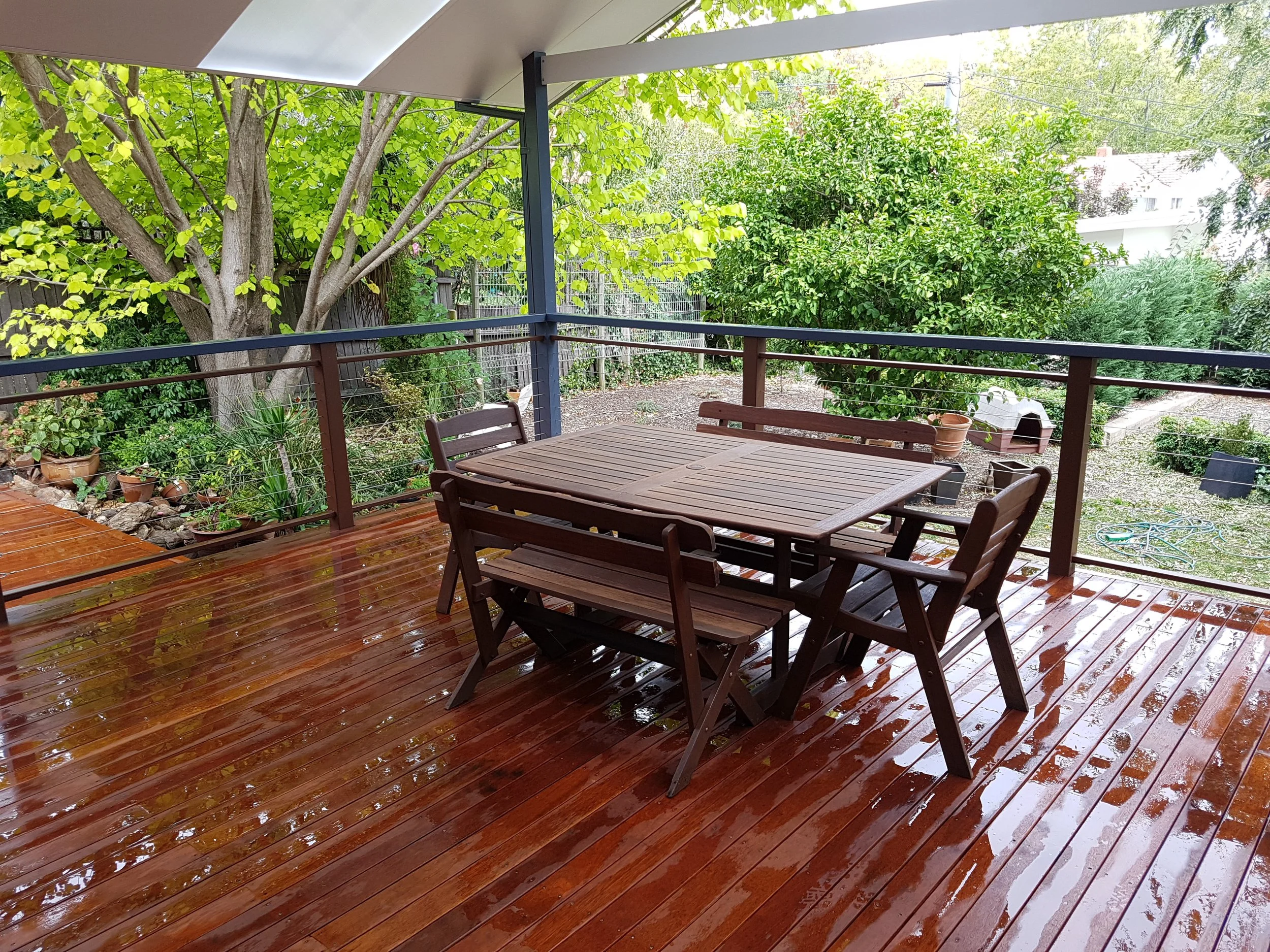 metal-pergola-and-merbau-deck-redhill-canberra.jpg
