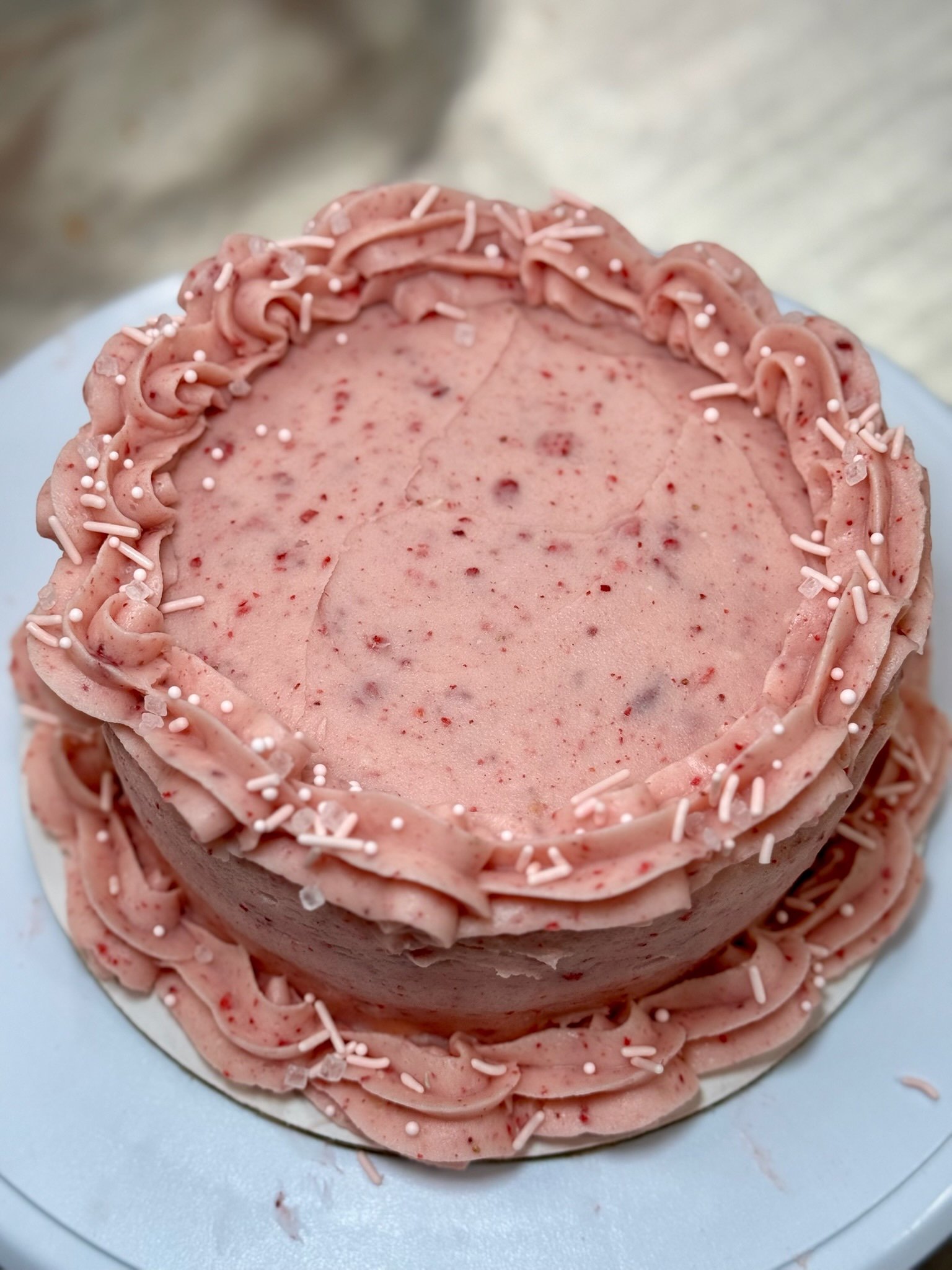 Seasonal Cake: Strawberry!