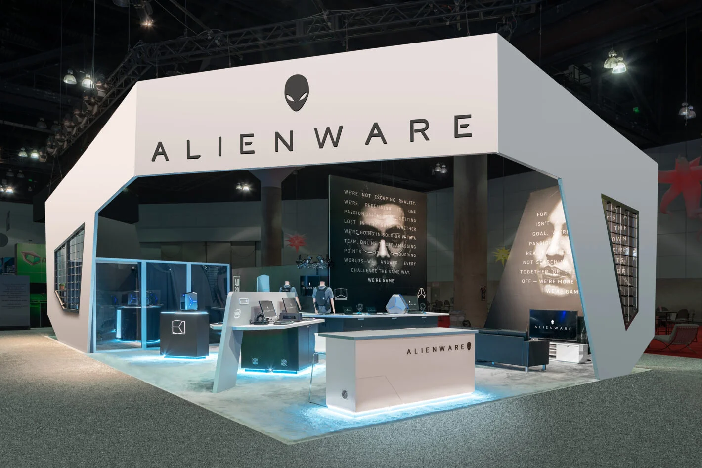 2016_E3_Alienware_DSC07355-1420x947.jpg