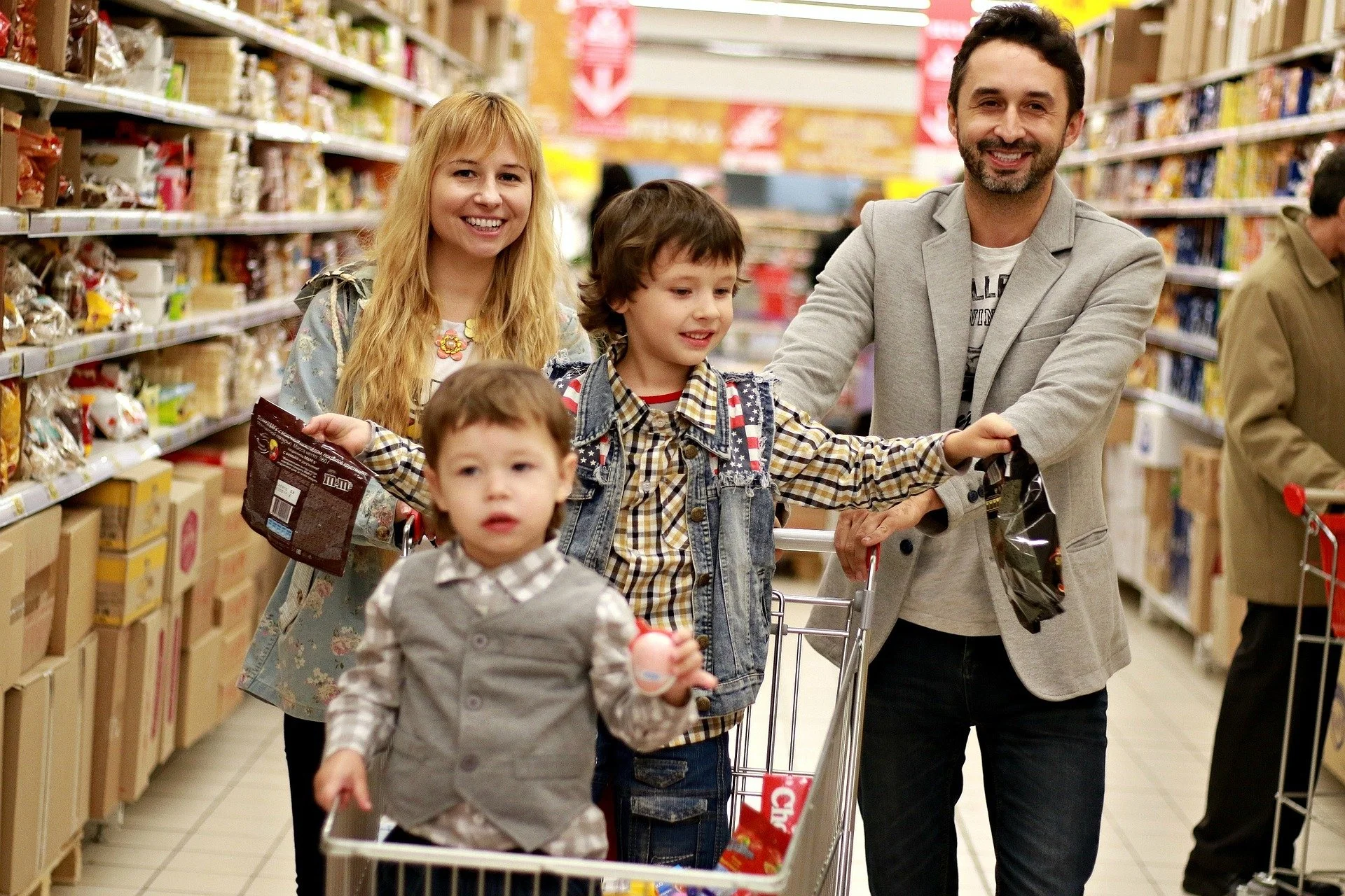 family-gd24dd17a8_1920.jpg