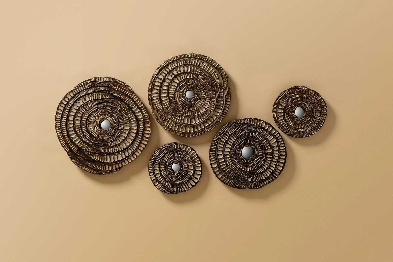 PhoebeKretschmer_December2024_Photoshoot-1 (1).jpg