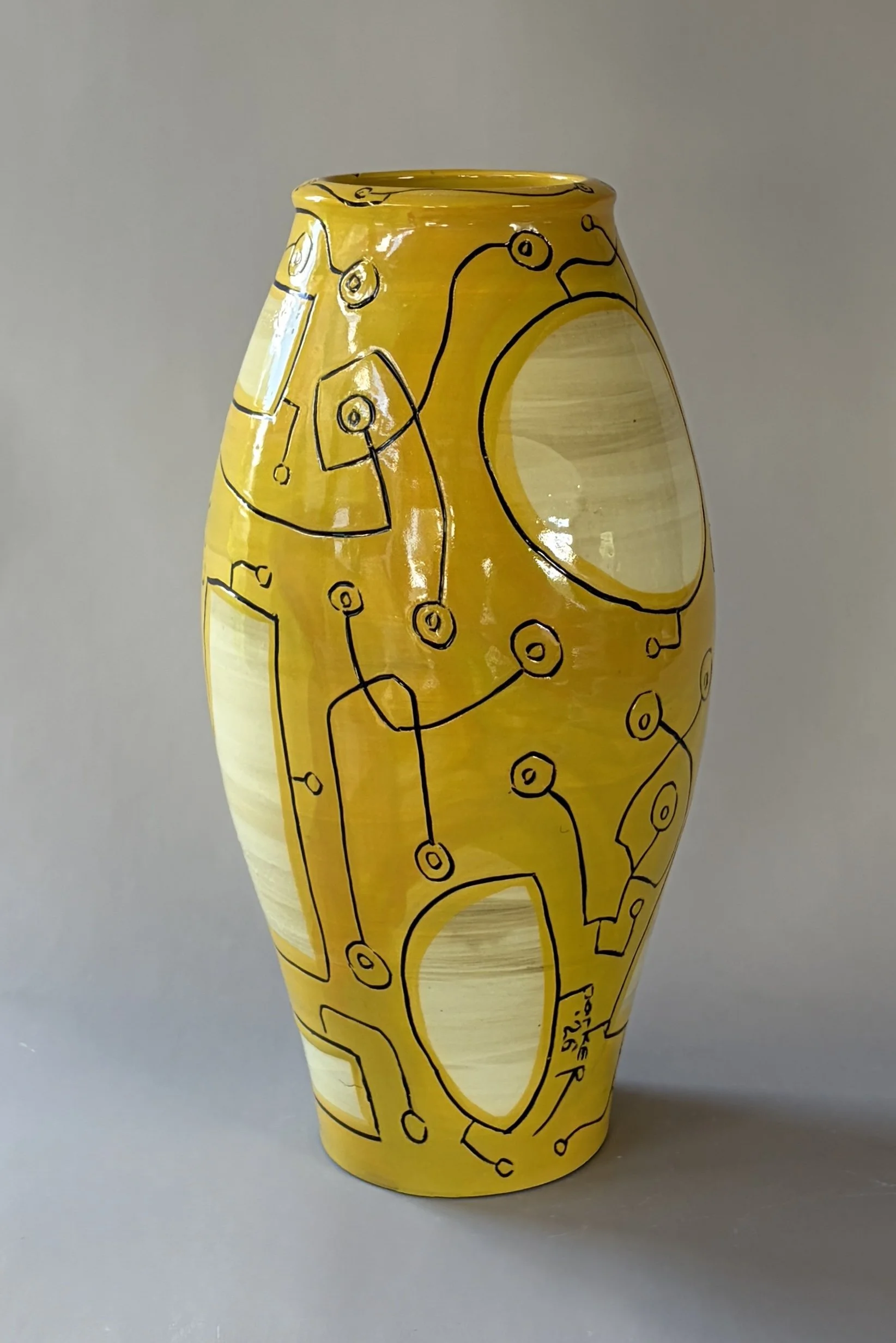 GOLDEN QUEST SERIES - VASE 2