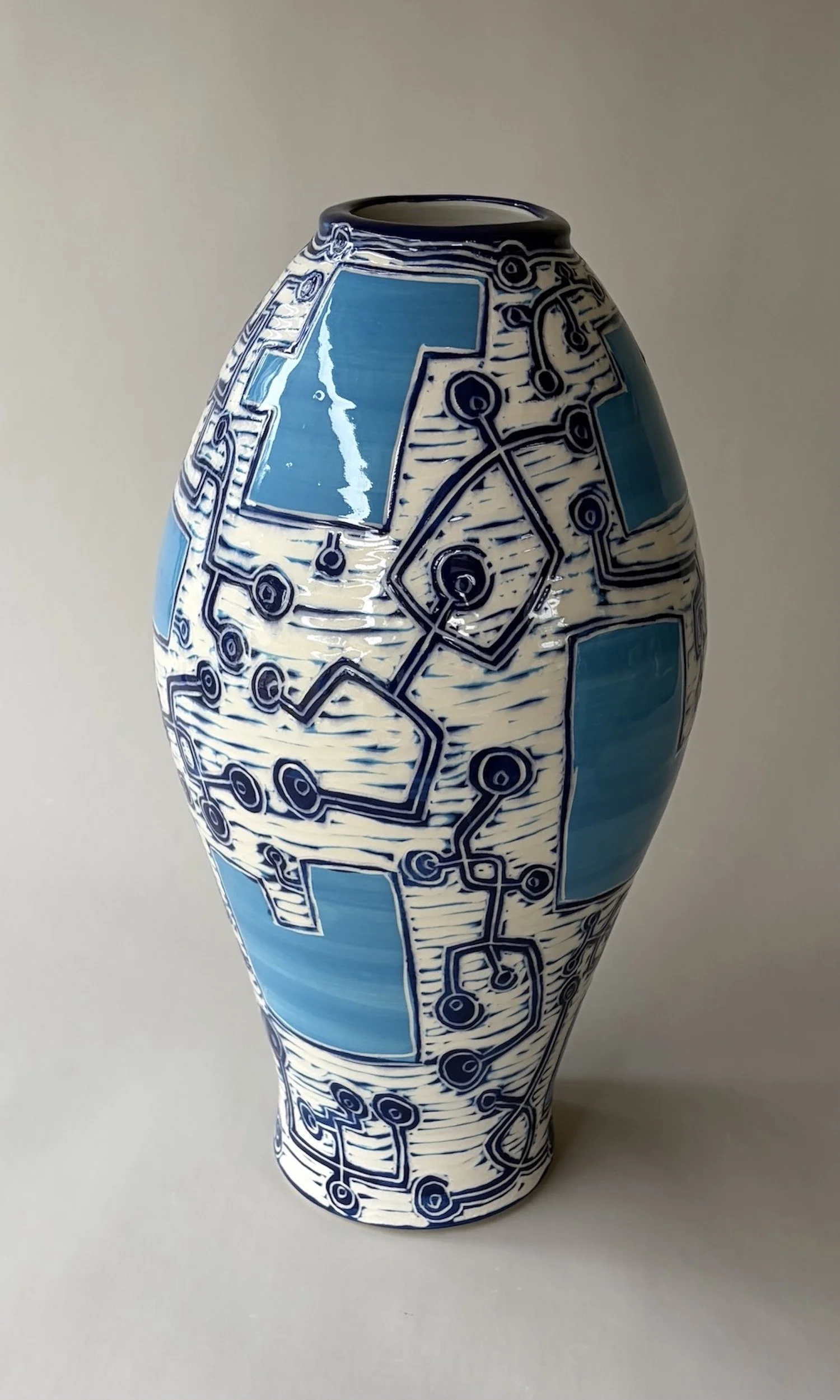 BLUE QUEST - SLAB VASE
