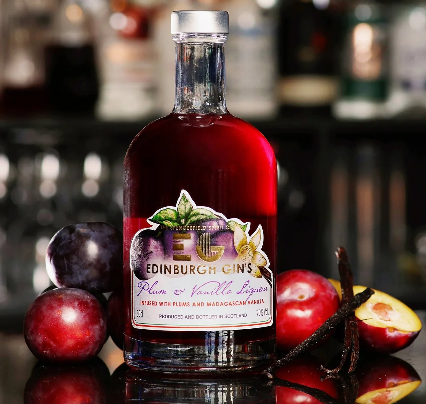 Label design commission from The Spencerfield Spirit Company to illustrate their Edinburgh Gin 'plum and vanilla liqueur.' Photo credit: Spencerfield Spirit Co.