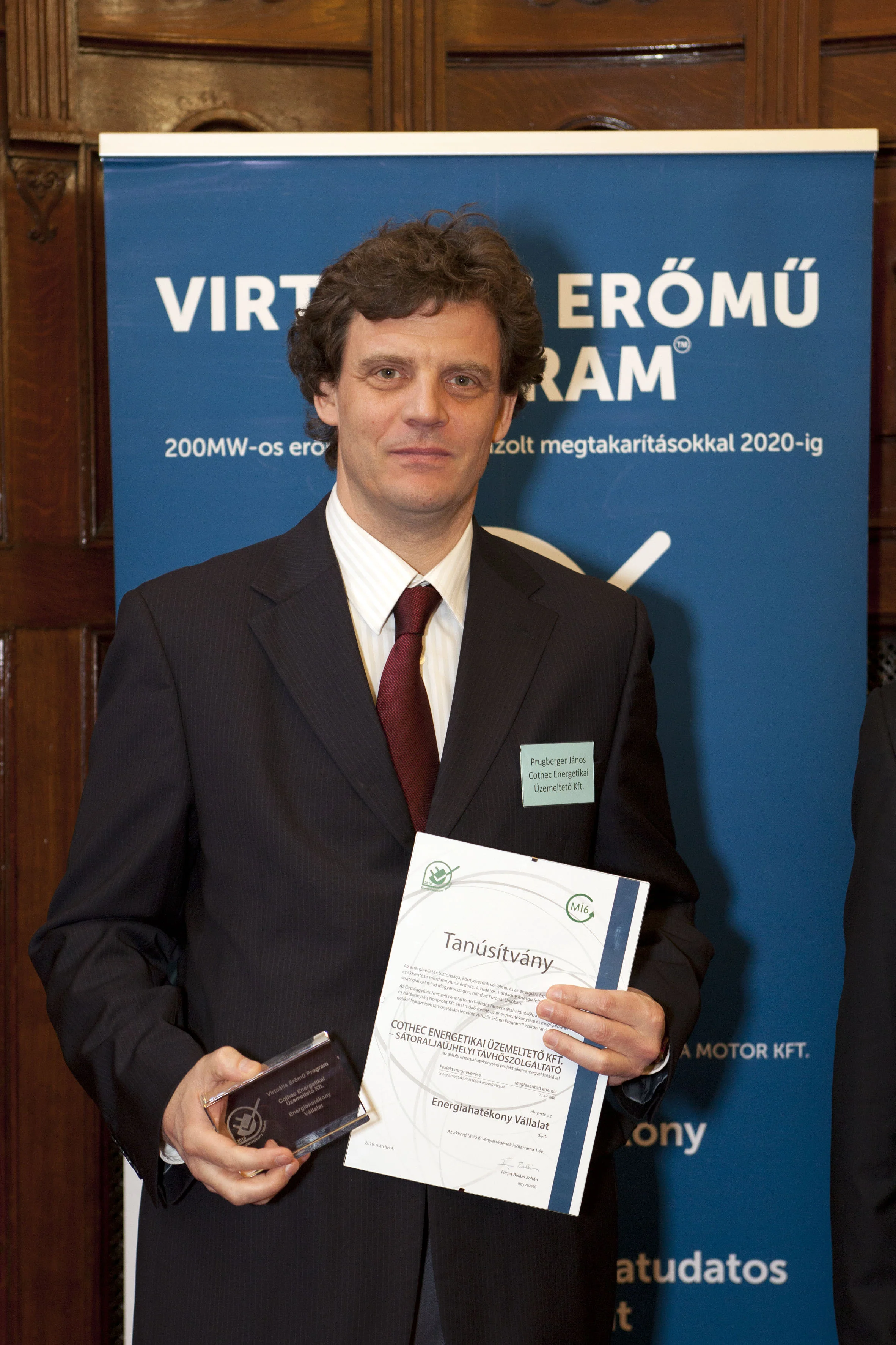 Virtualis_Eromu_Dijatado037.jpg