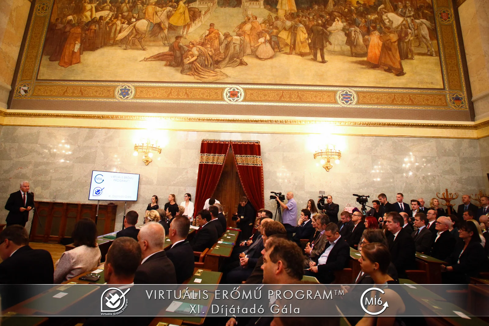 0107_MI6_XI-dijatado_190925_NNFoto.jpg