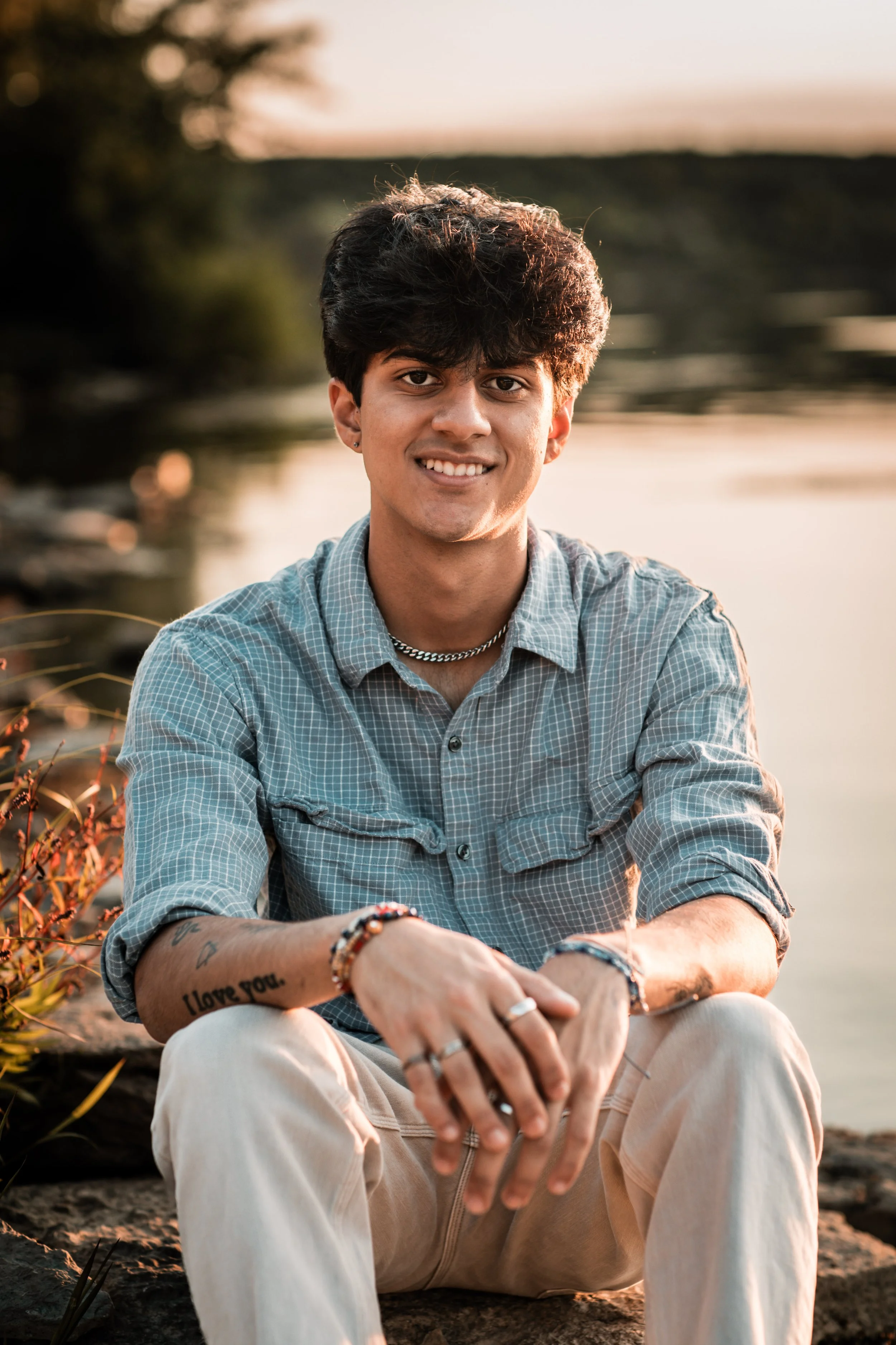 Senior photo Sneak Peeks — Every Atom Photography