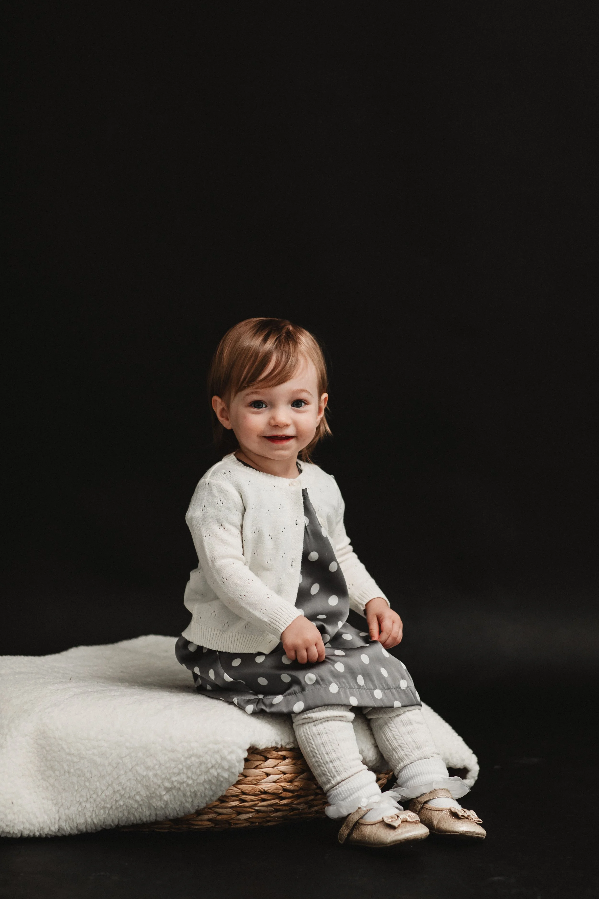 Studio toddler photo session Cincinnati, Ohio (4 of 10).jpg