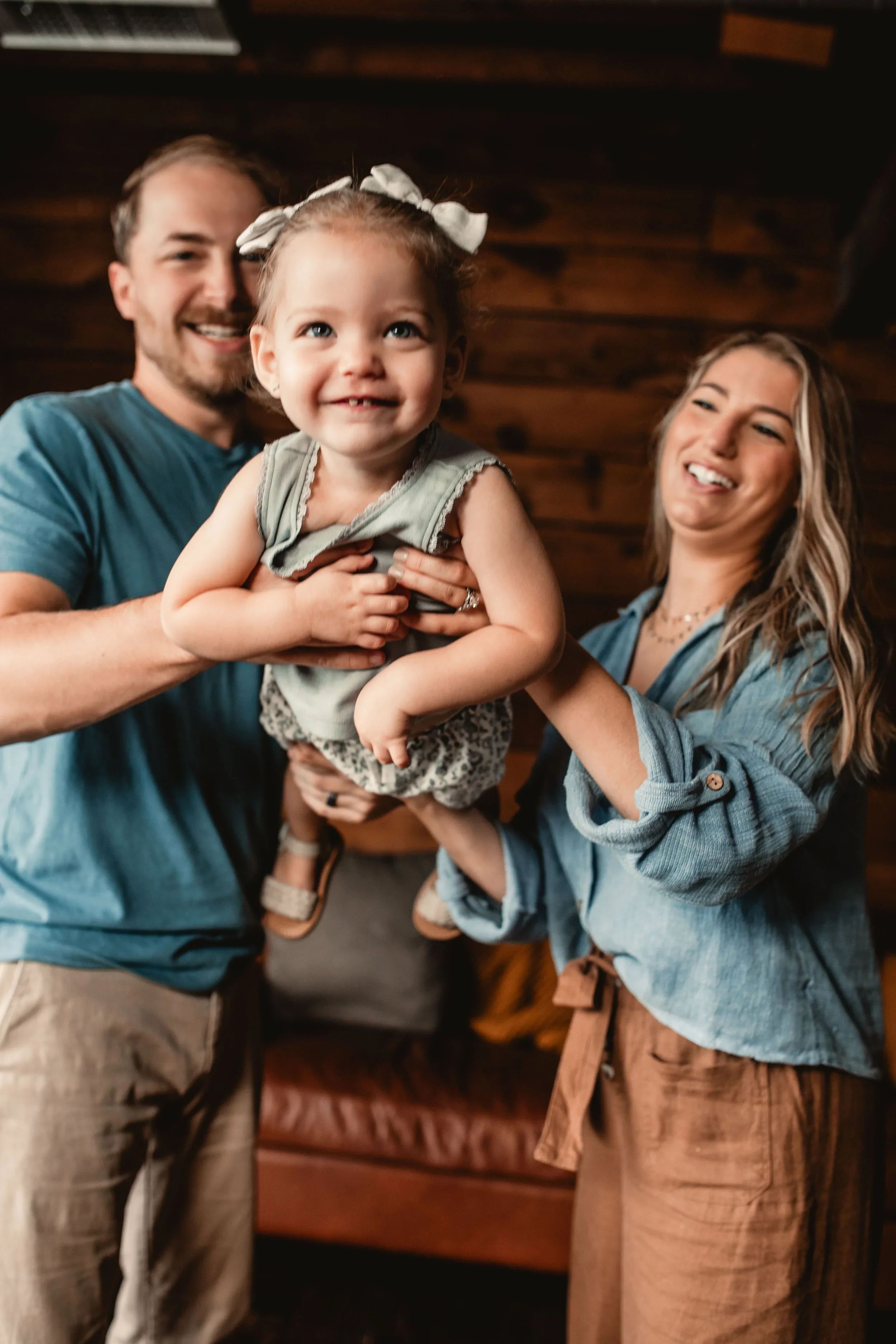 Lifestyle Family Photography – Cincinnati Photographer Every Atom Photography Jordan and Sarah 2.webp