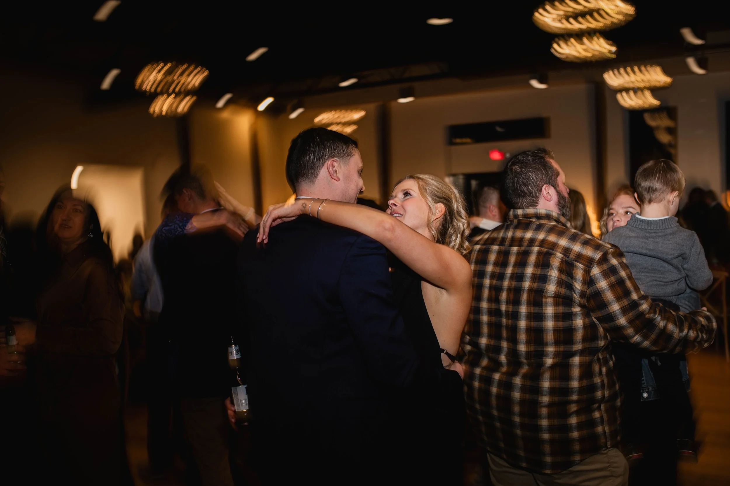 landing-event-center-loveland-ohio-wedding-reception-dancing.jpg