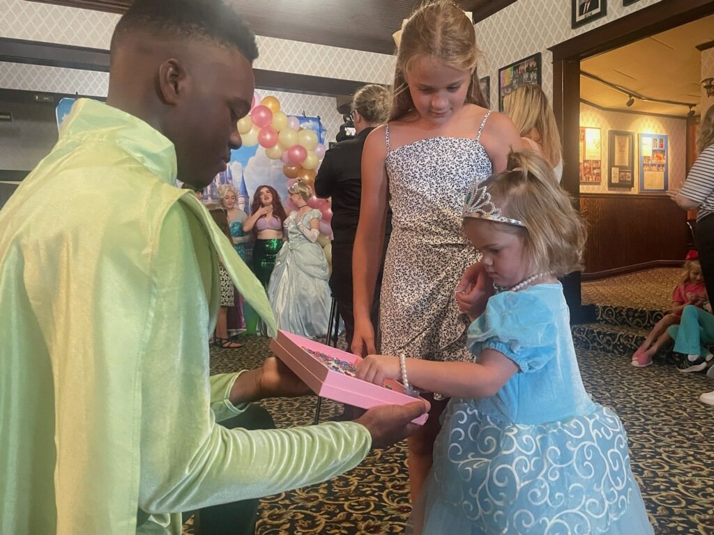 Princesses, Princes, and Painting