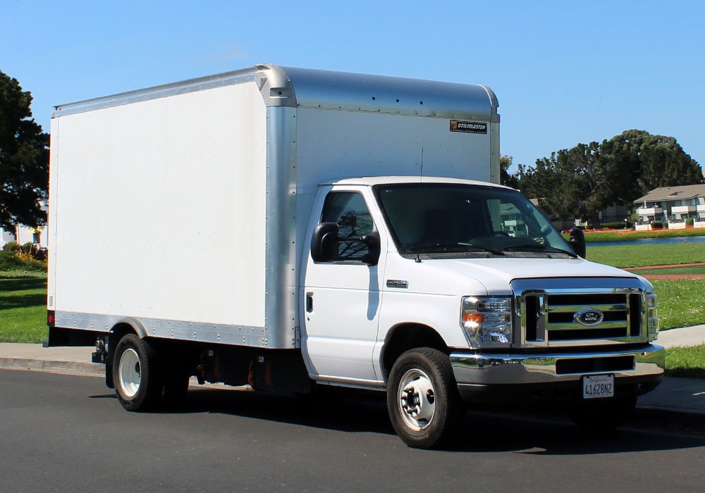 EPIC-E450-Utilimaster-Box-Truck.jpeg