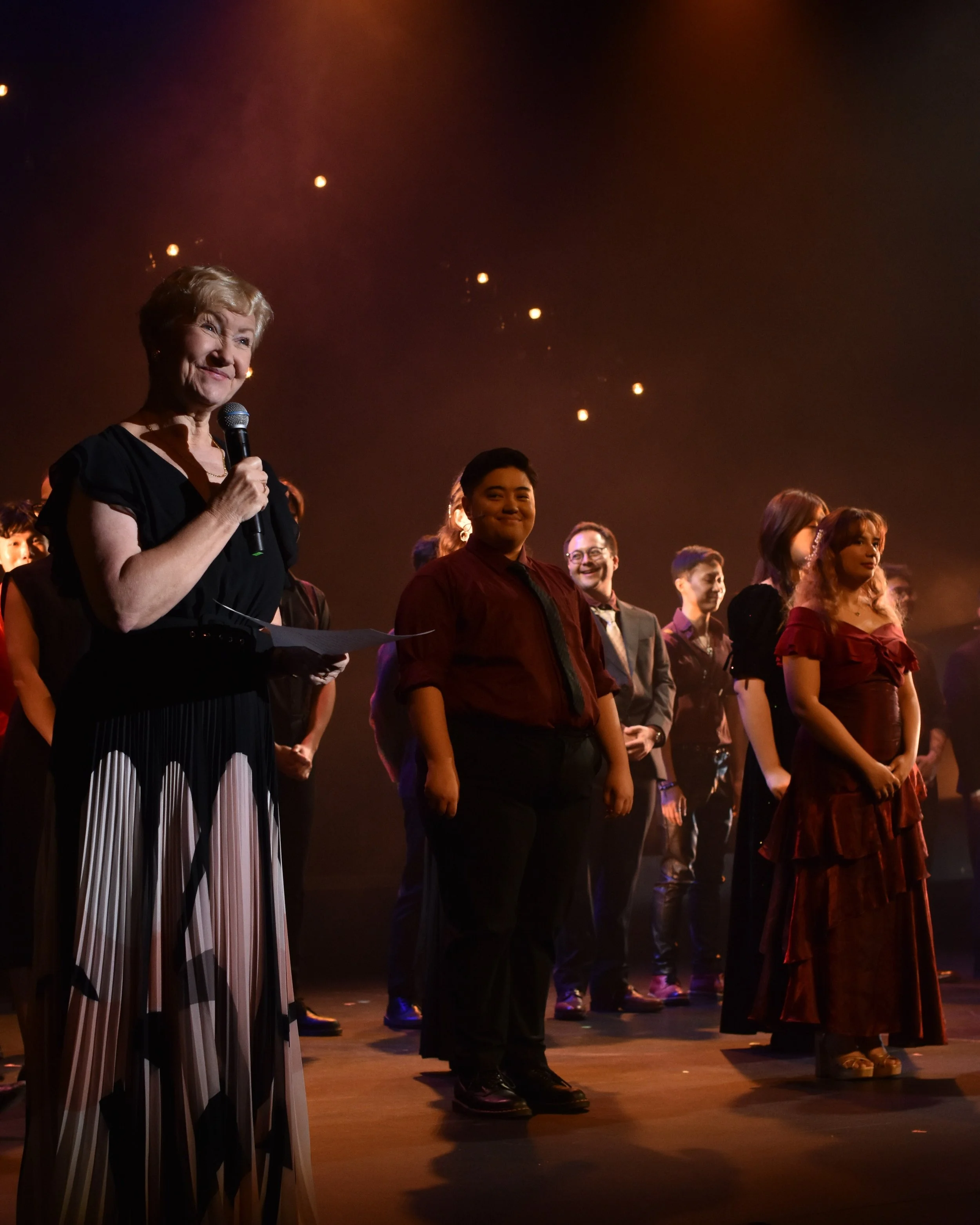 More Magic from Encore! 95 Years of Song

Thank you for celebrating with us! ❤️
#Encore95 #HongKongSingers #95YearsStrong

📸 Big thank you to @nvexpit for the wonderful photos