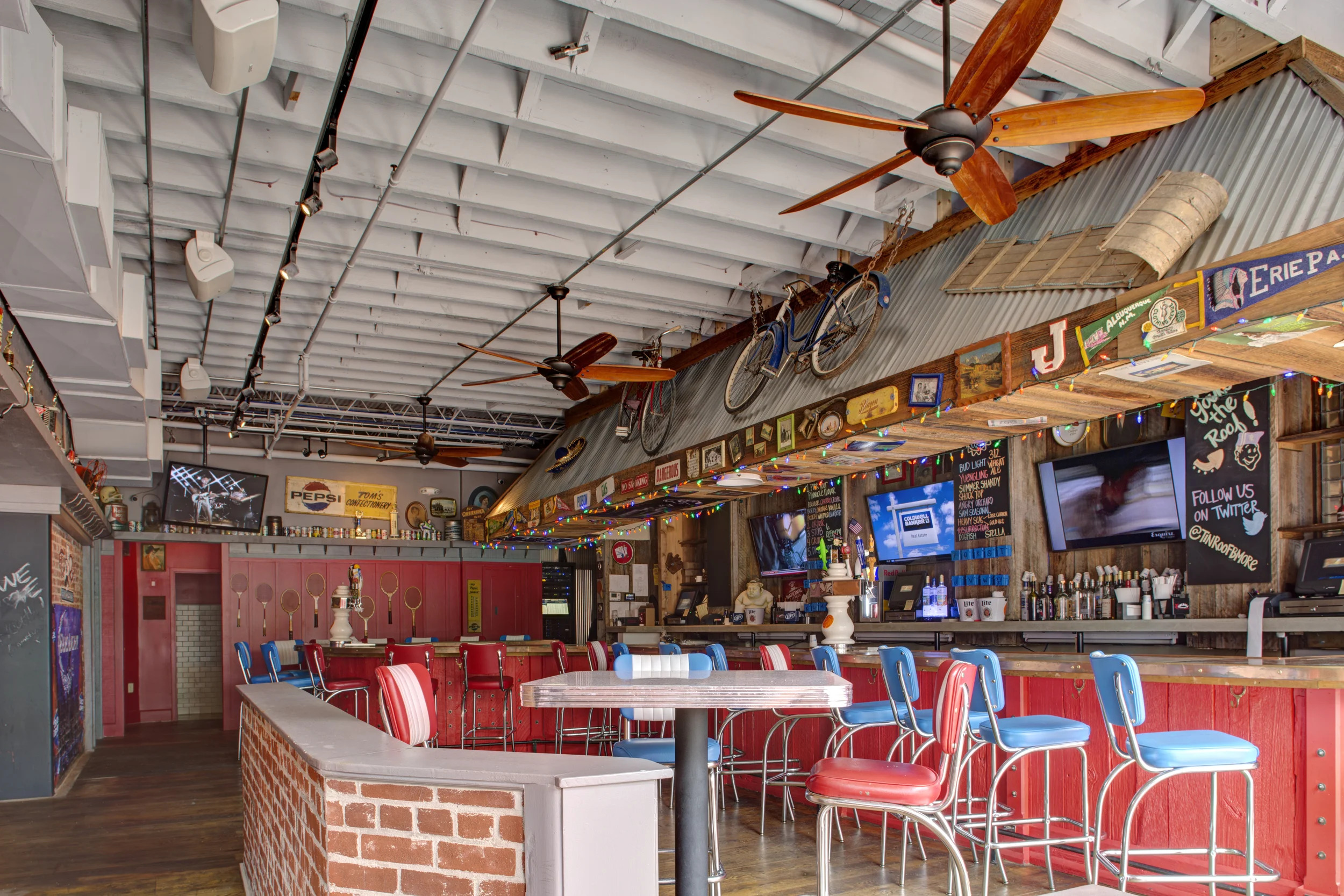 Tin Roof 0006.jpg