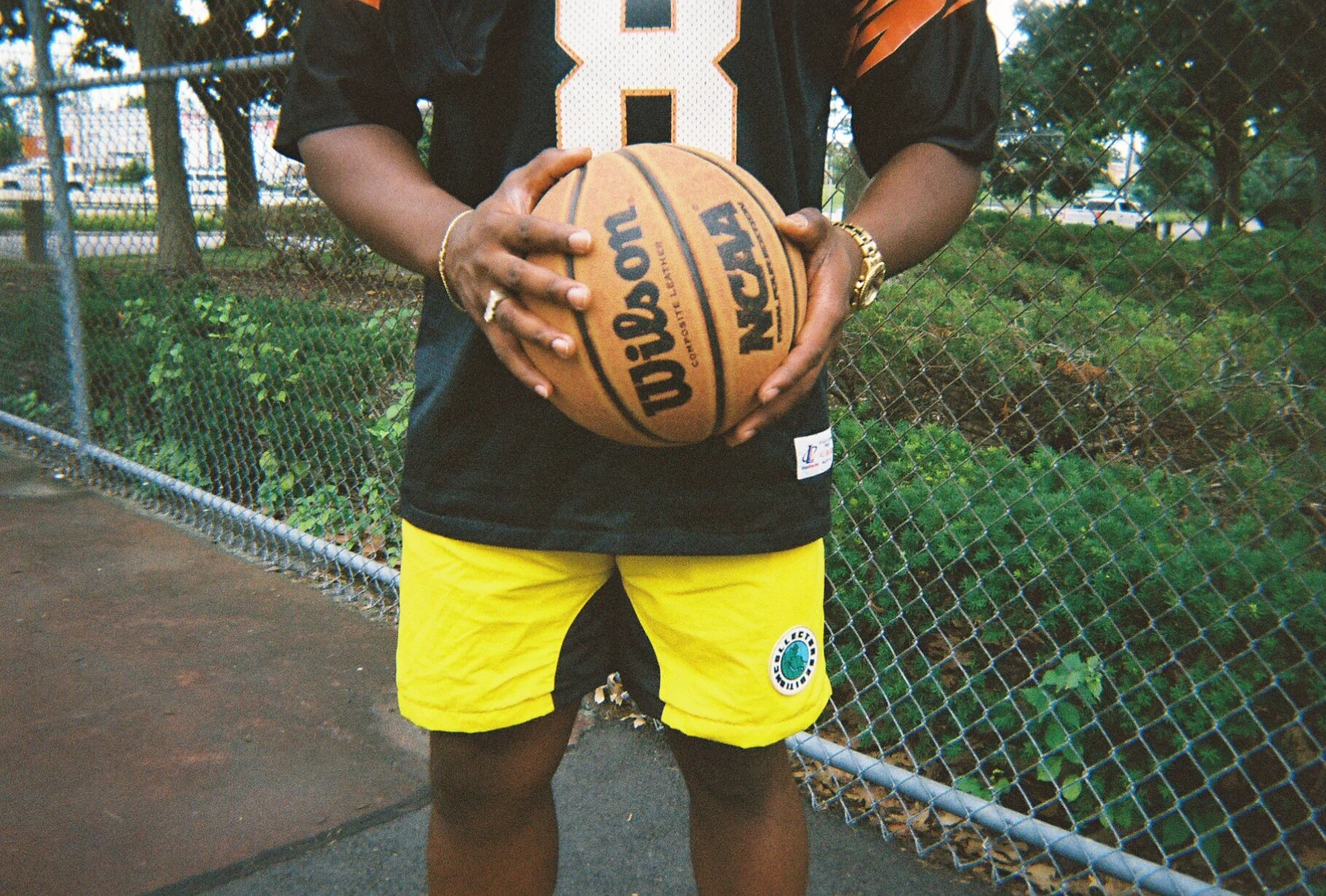 DFB9C75C-375C-4ADA-9BBB-B7E585E95ED0