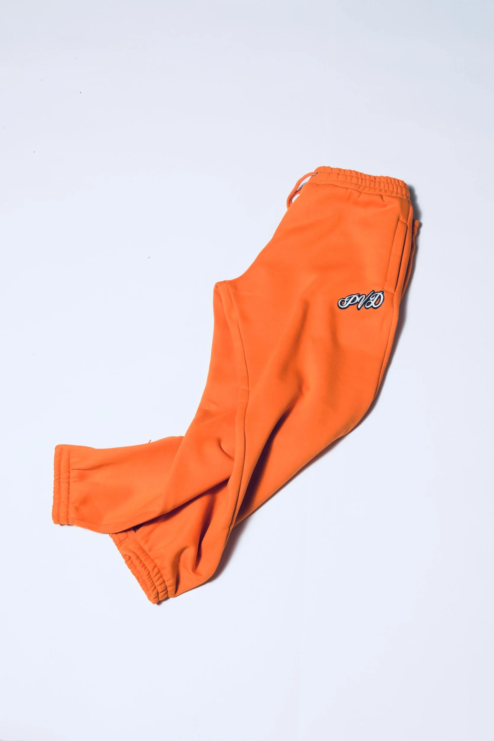 27162B37-6612-48D9-B13D-A8C74B4B7208