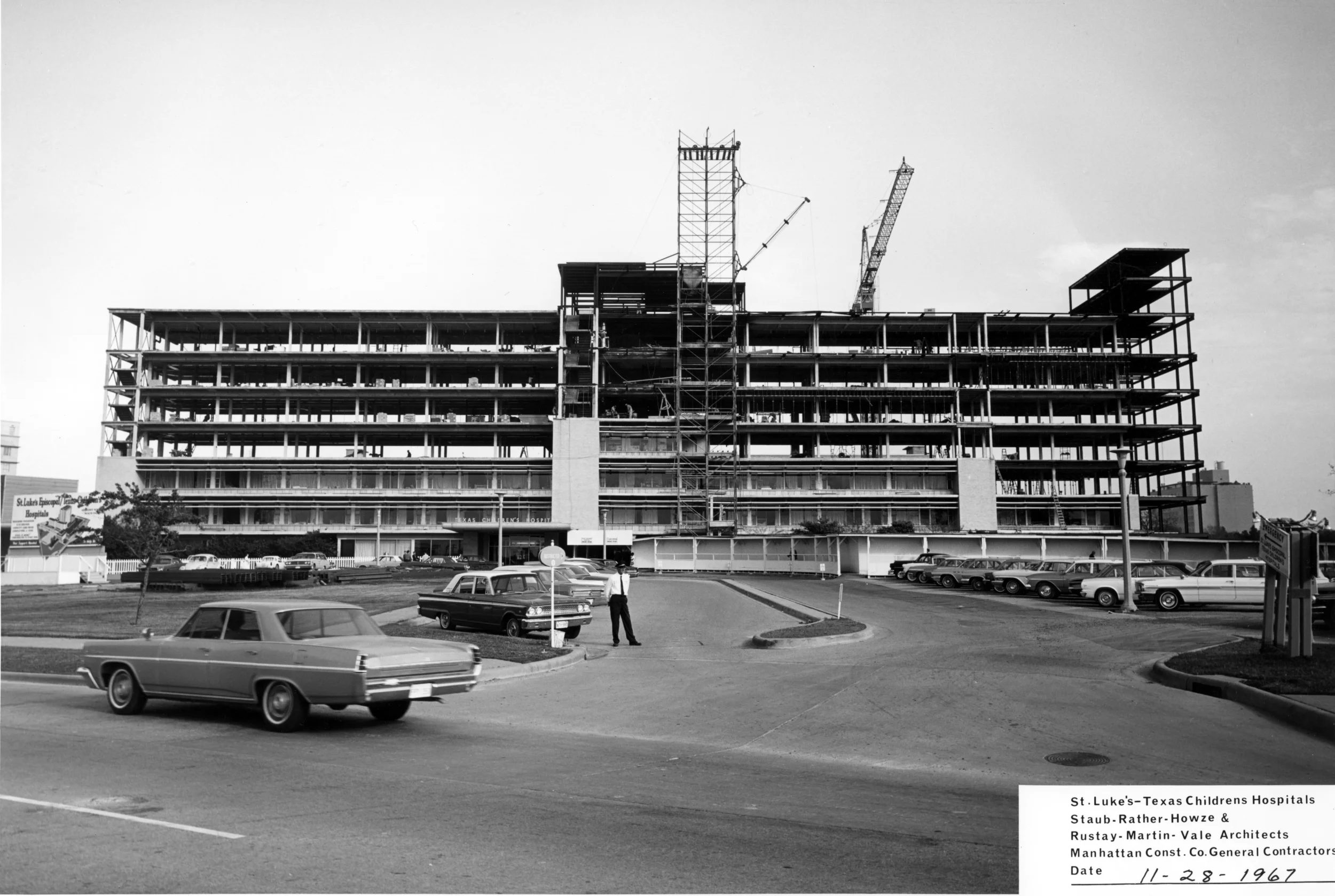 Texas Children’s expands to seven floors in 1967.