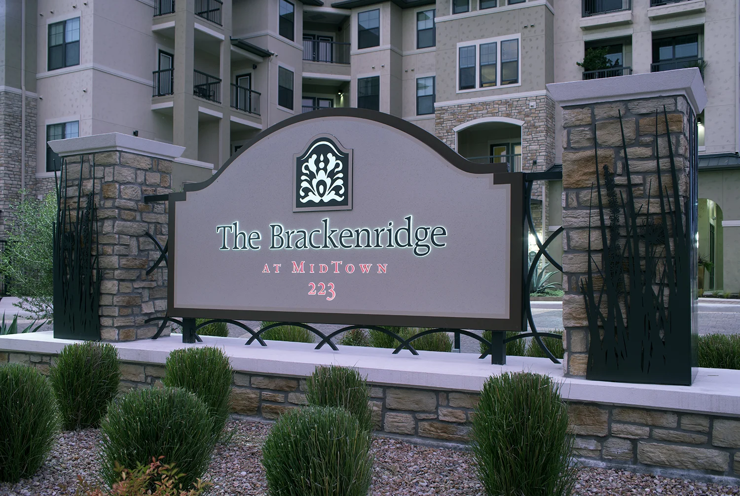 TheBrackenridge_MainIDNight.jpg