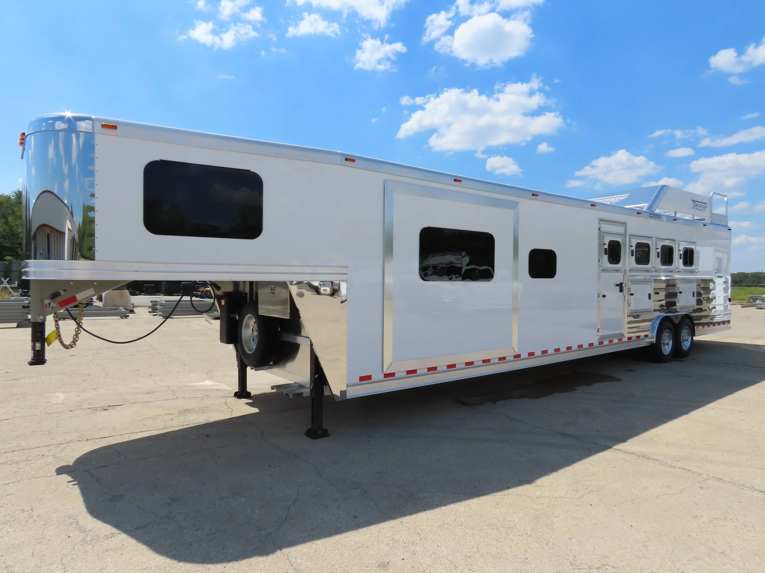 2025 Custom Trailer (S548)