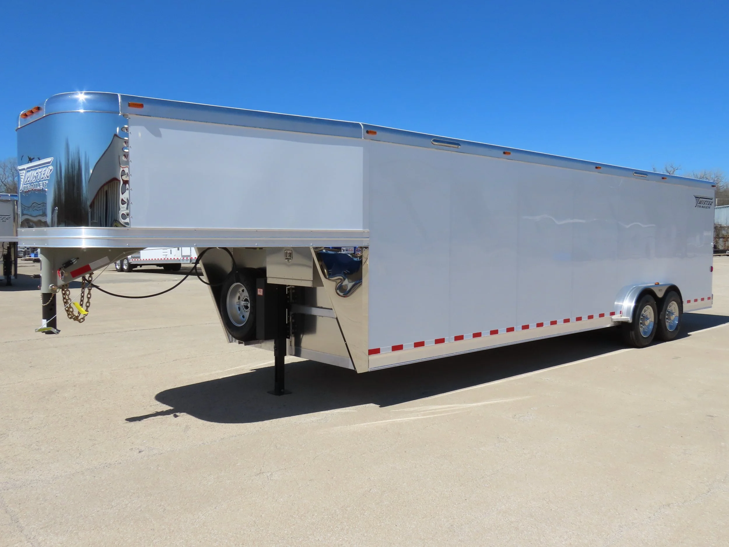  28' Cargo Tailer 