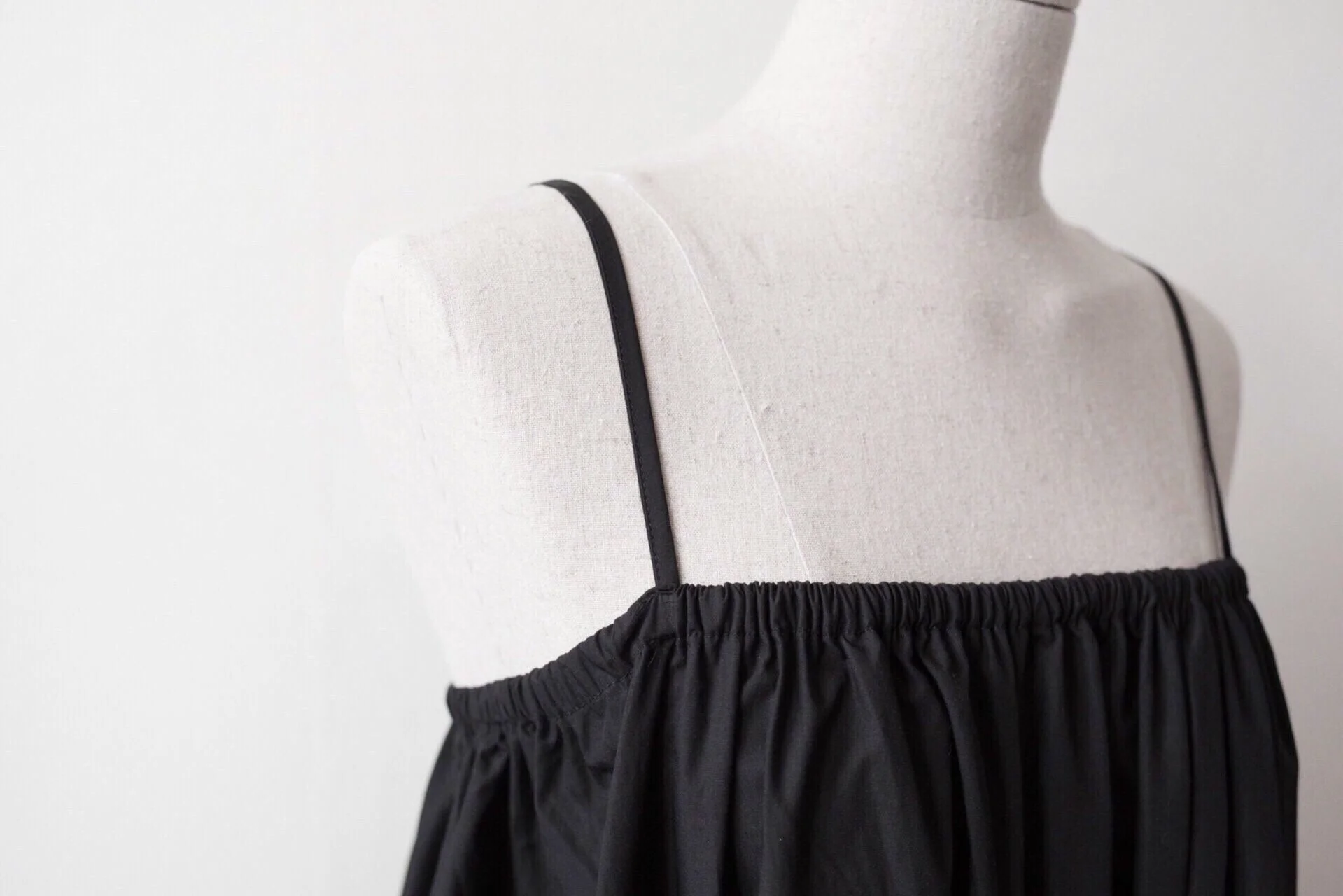 6D7DD53C-6069-42C3-8000-8B5492F62744