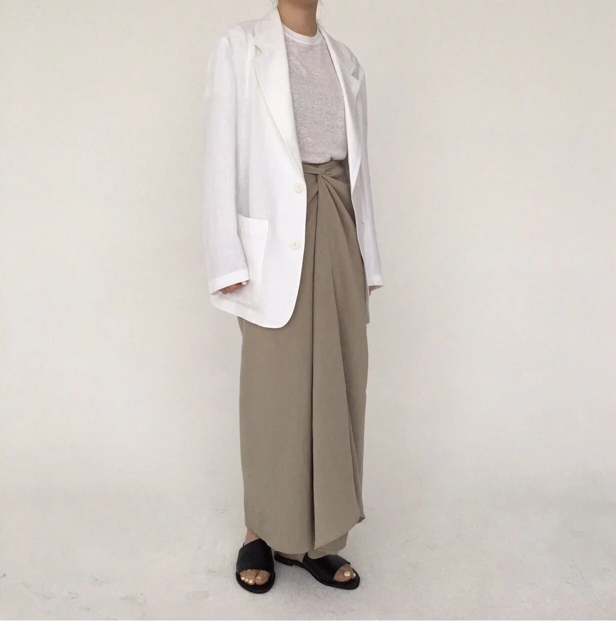 B6CFB656-1A2B-4F4A-97B7-9D72F7C5D15D