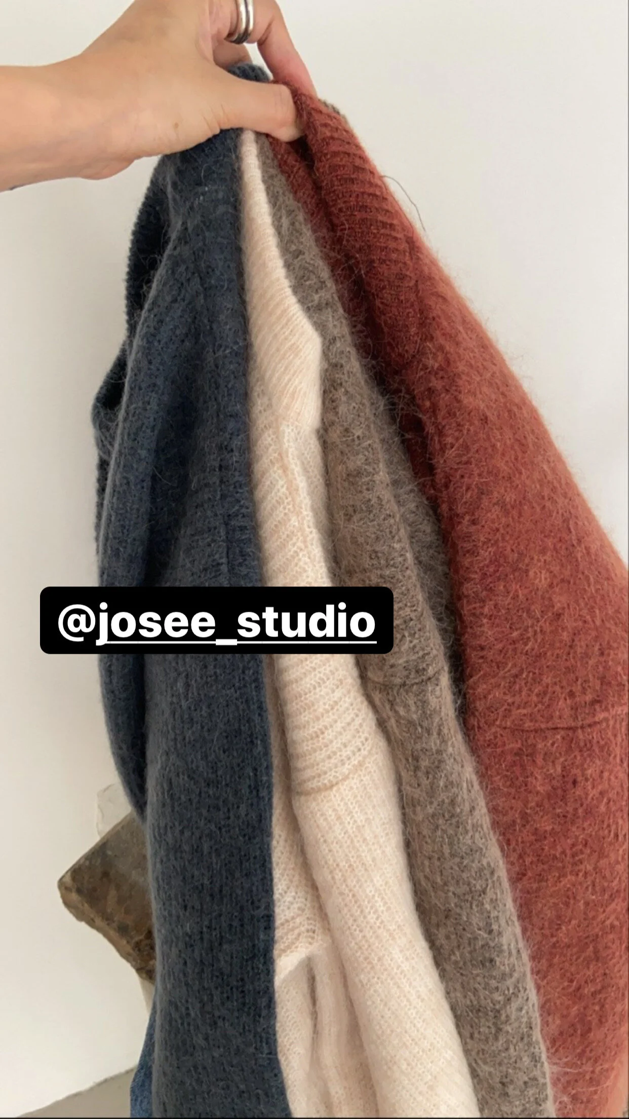 1EF862F8-D7C9-4A47-ACD9-506D6D004316