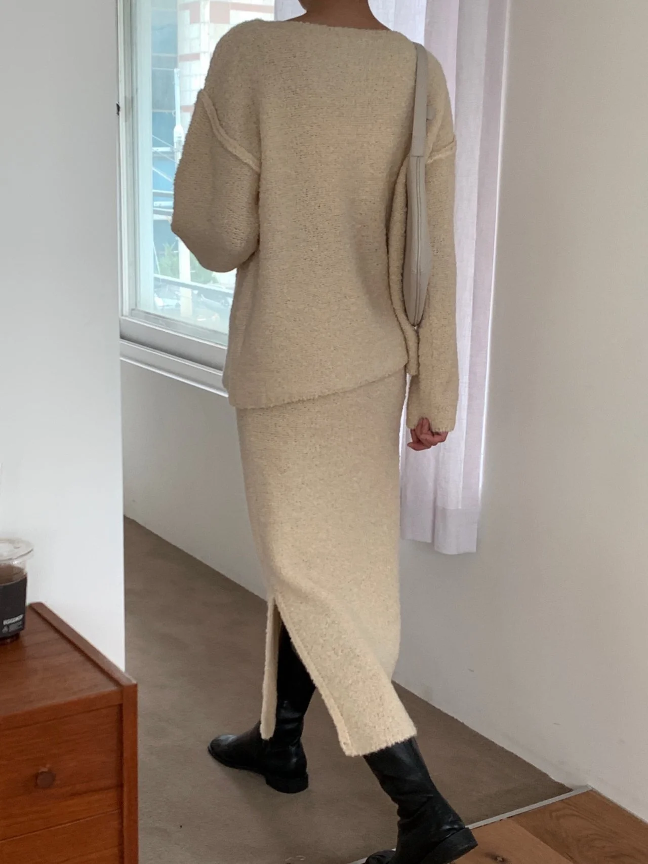 7CB54584-6E8A-4F69-919D-3C24F350441D