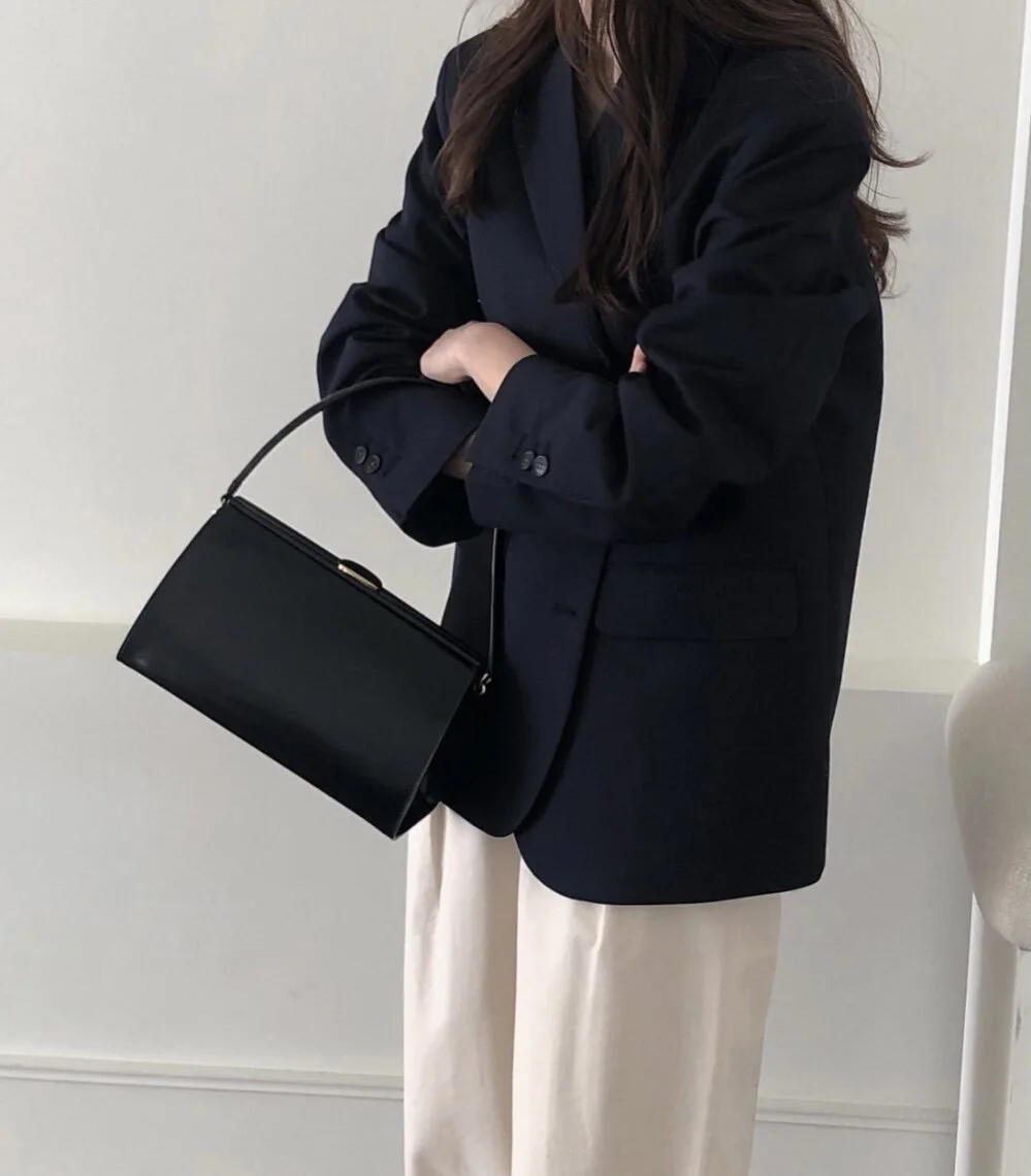 FD73B400-0821-4795-A39A-90E17EDE8AD9