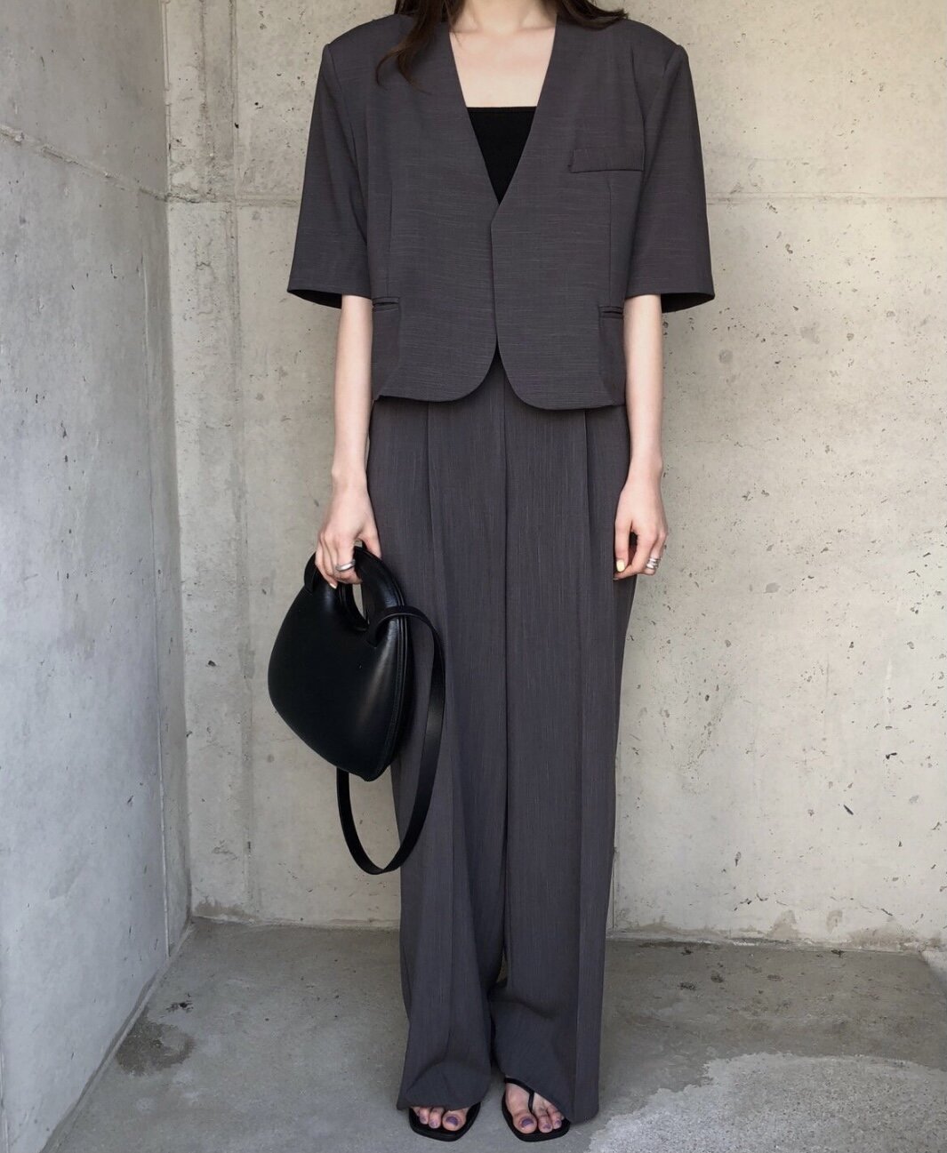 EC4D3950-5CB8-459C-B006-53040684614E